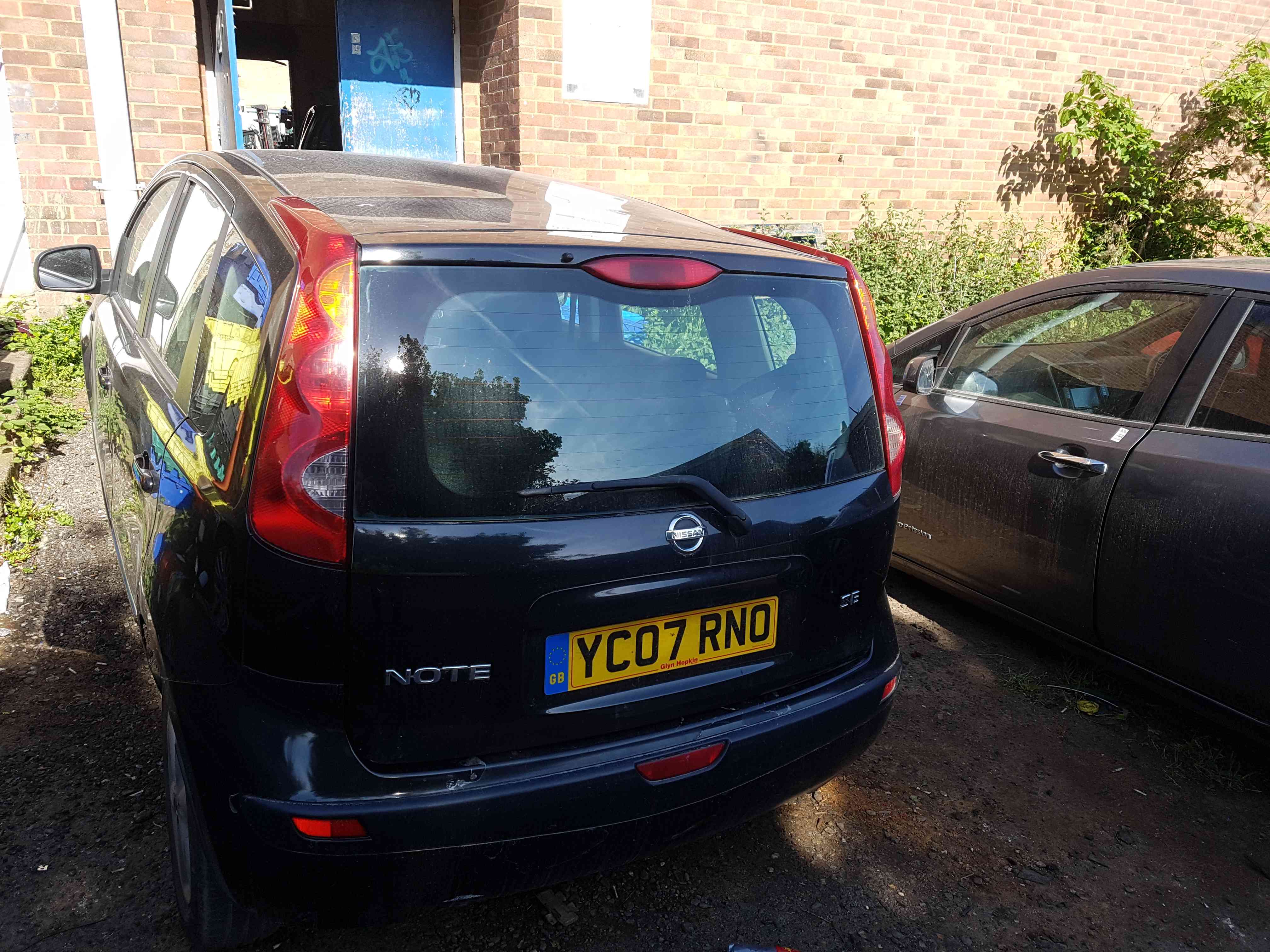 Thumb 2 Nissan Note E11 2005-2012 Boot Tailgate V11 Black