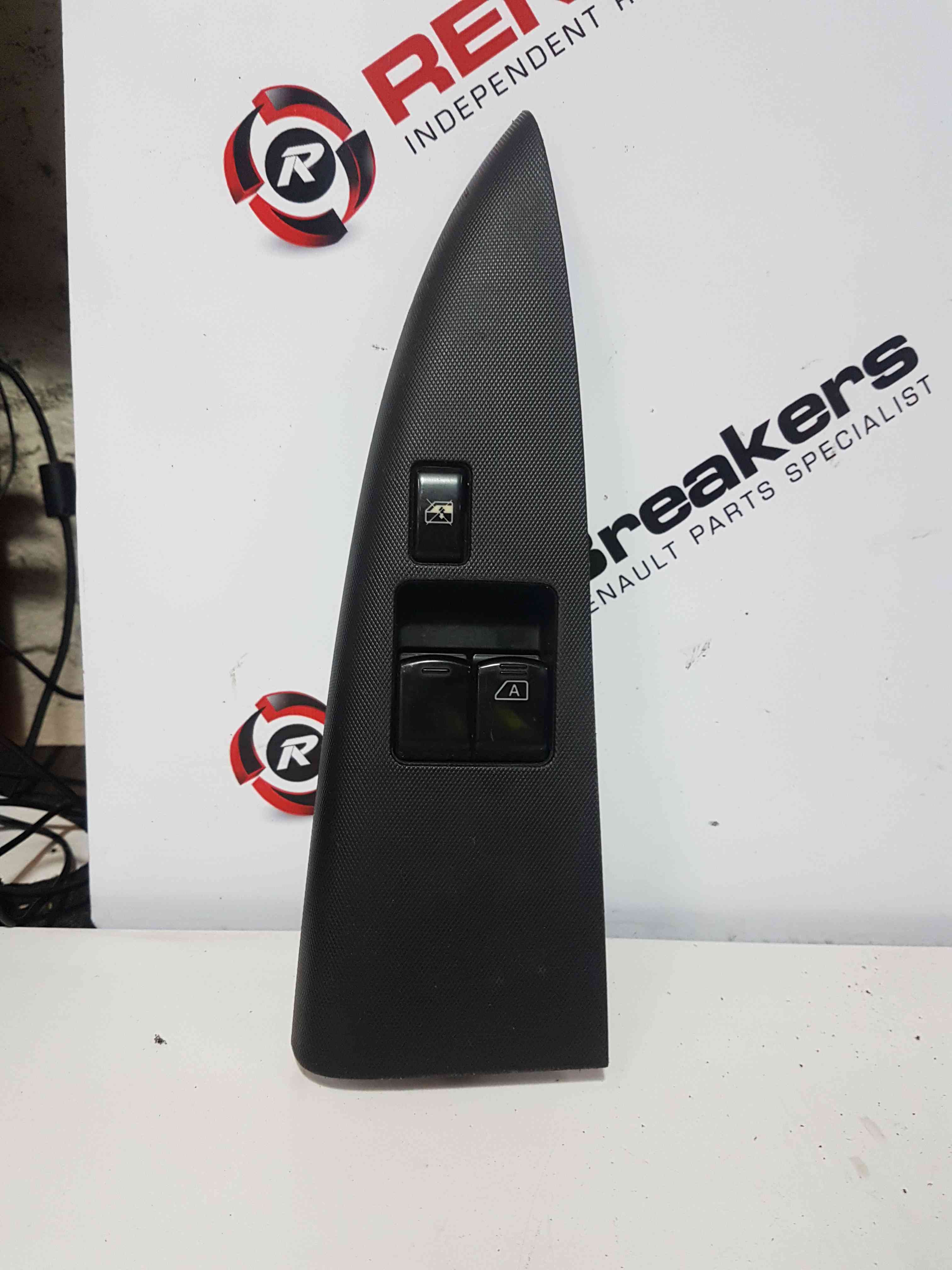 Thumb 8 Nissan Note E11 2005-2012 Drive OSF Window Switch + Panel 