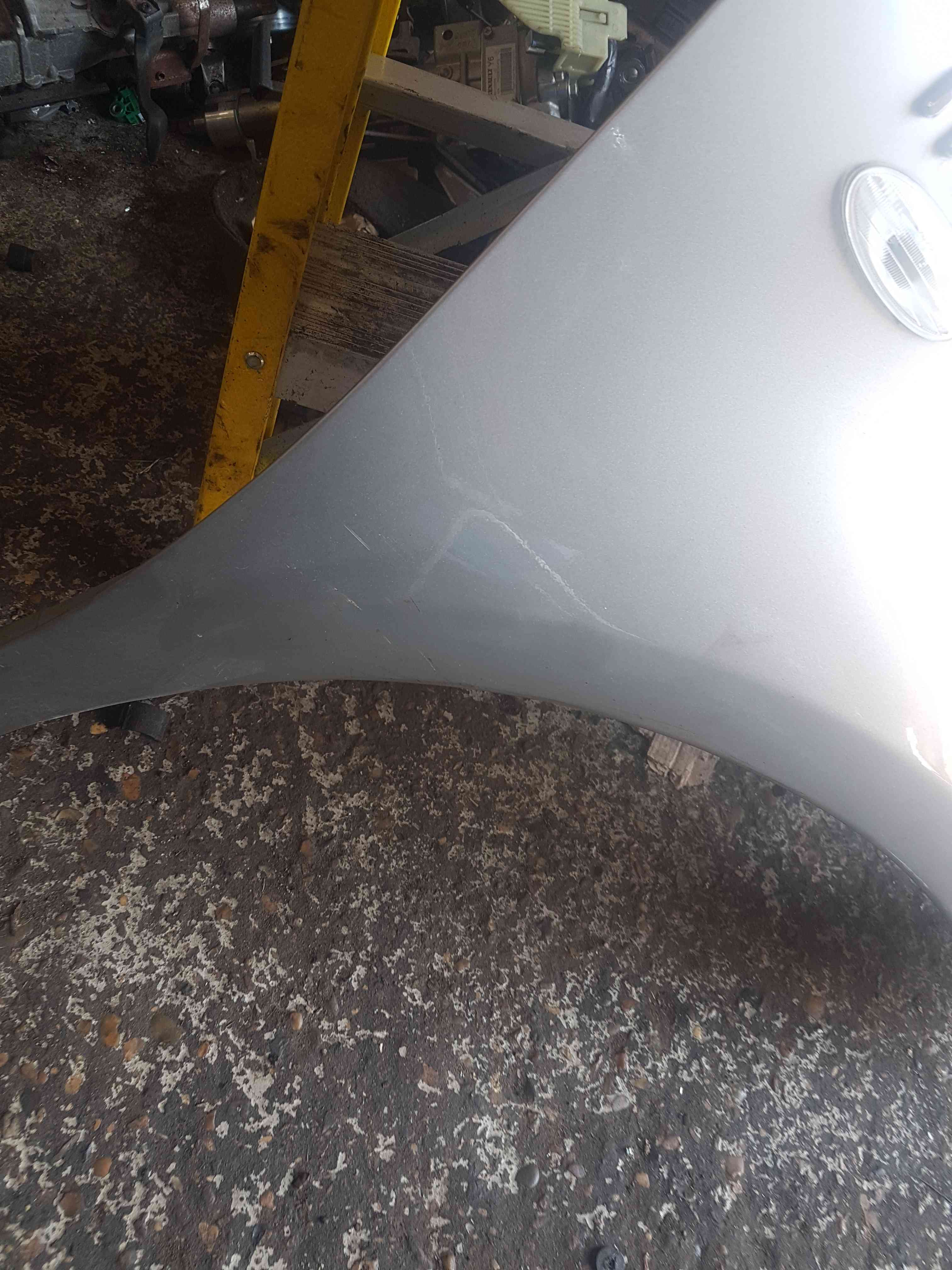 Thumb 3 Nissan Note E11 2005-2012 Driver Os OSF Wing KYO Silver Metallic
