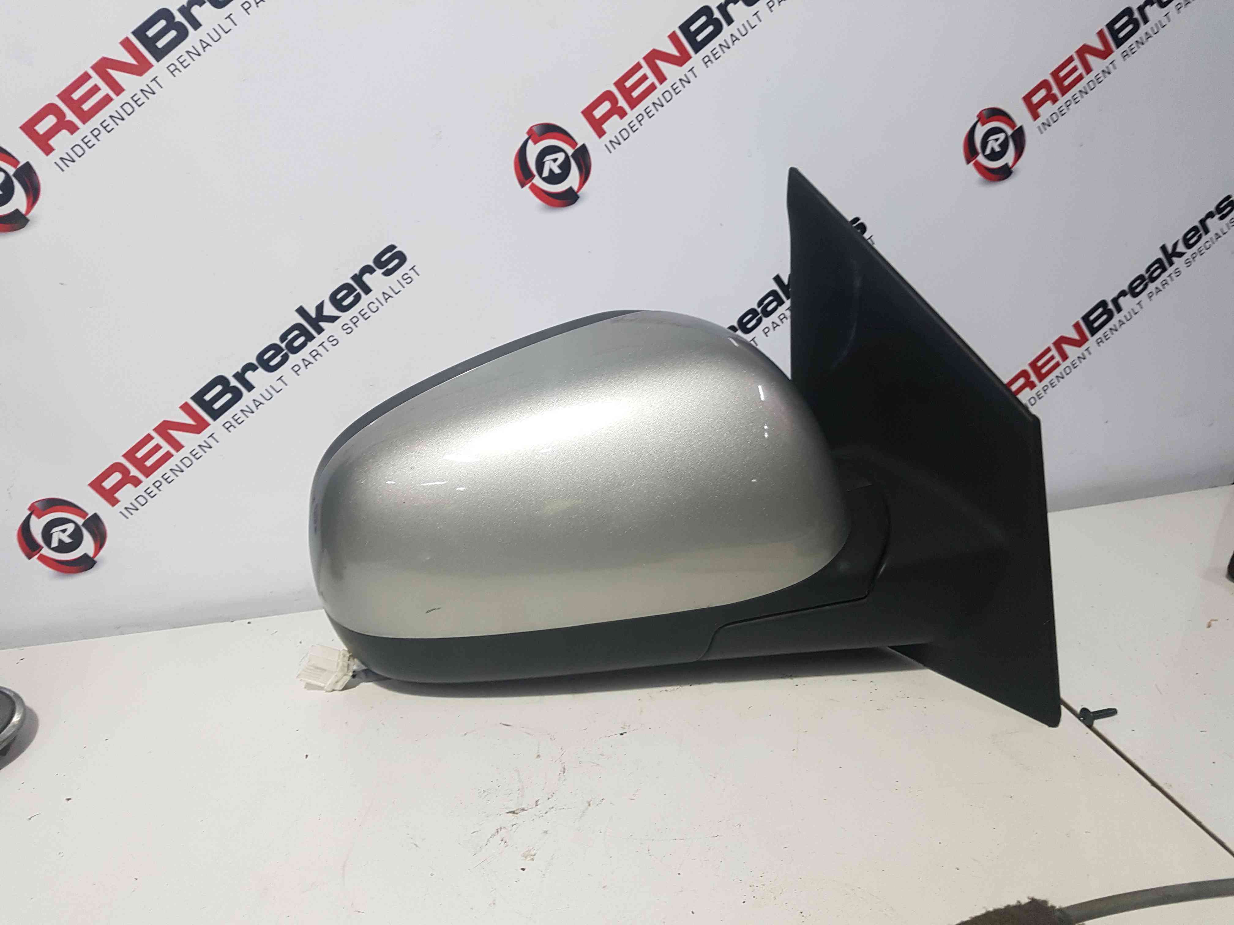 Thumb 8 Nissan Note E11 2005-2012 Driver Os Osf Wing Mirror KYO Silver Metallic