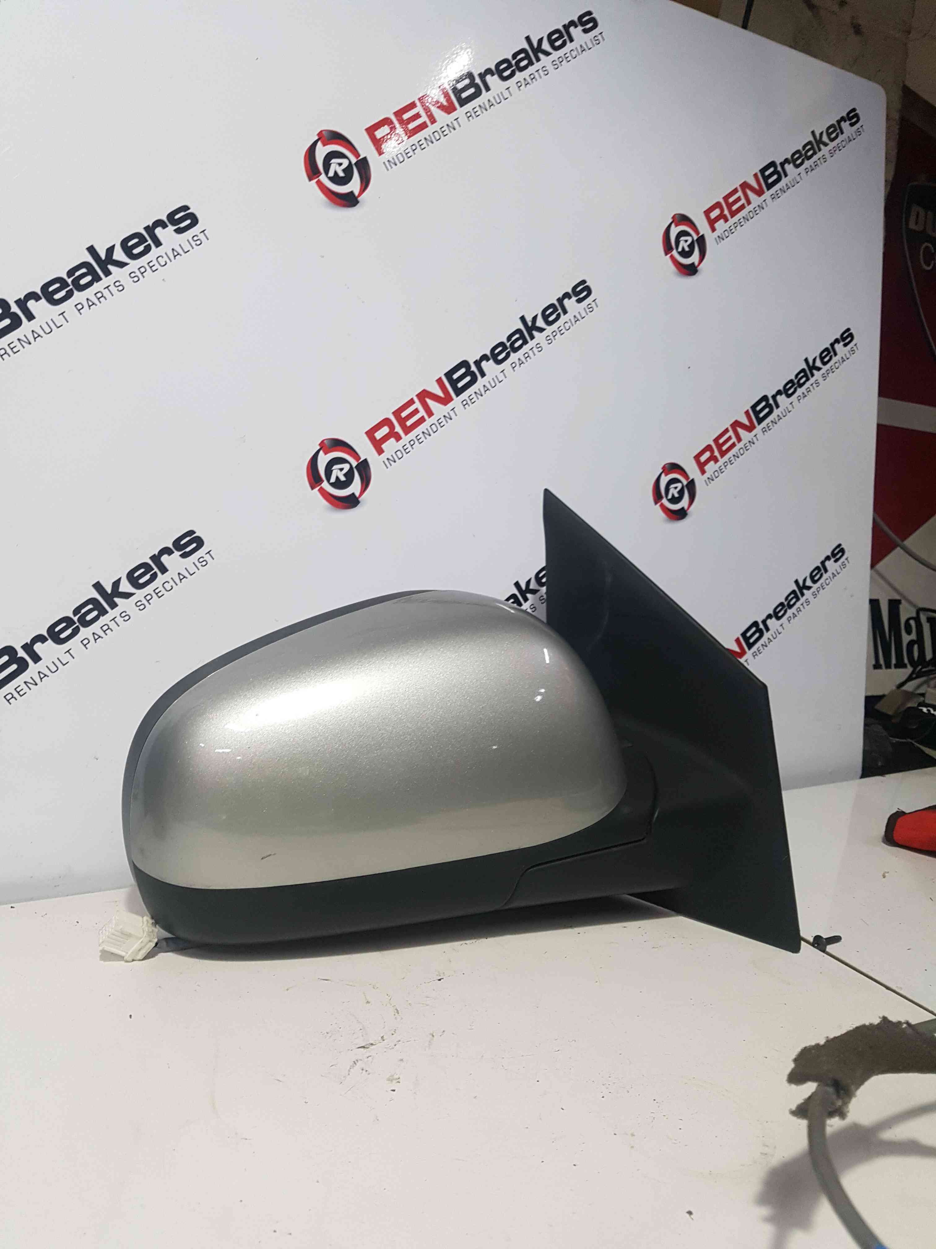 Thumb 9 Nissan Note E11 2005-2012 Driver Os Osf Wing Mirror KYO Silver Metallic