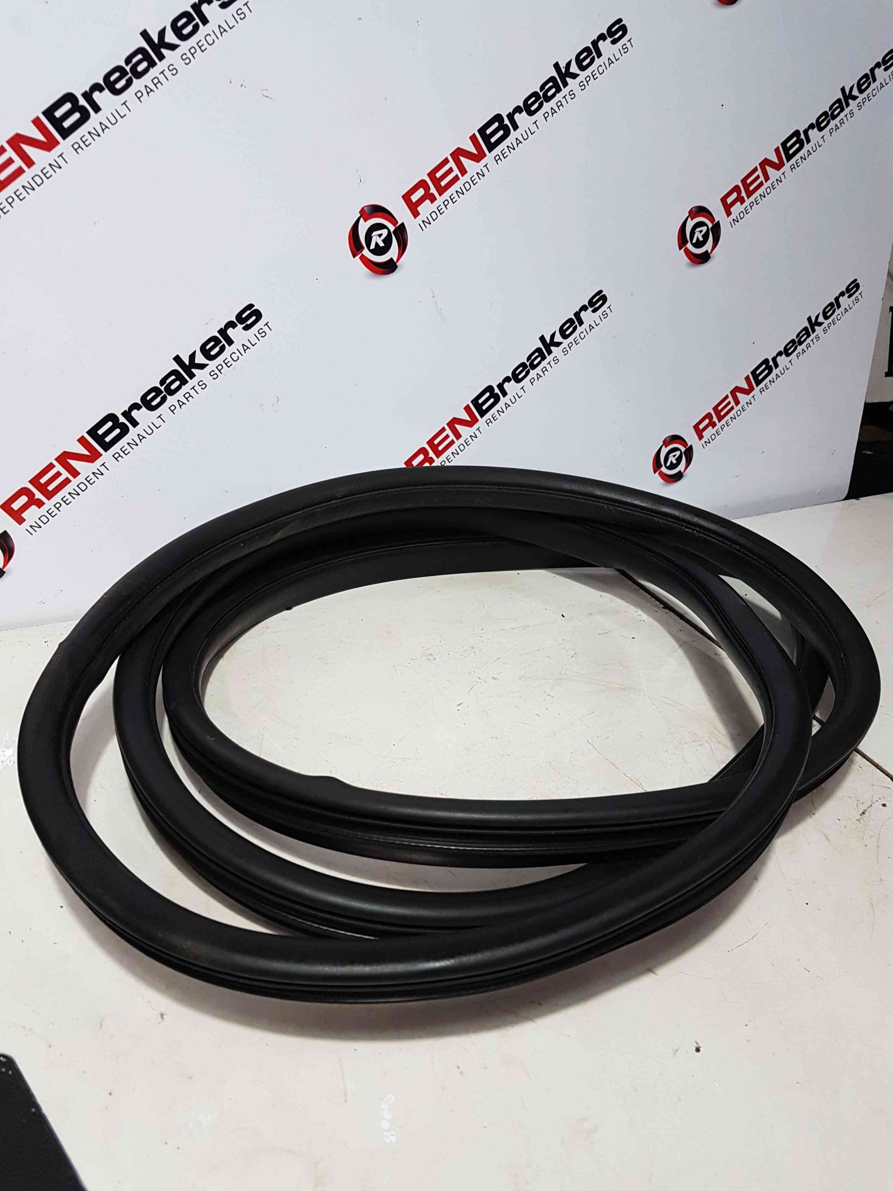 Thumb 4 Nissan Note E11 2005-2012 Drivers OSF Front Door Rubber Seal