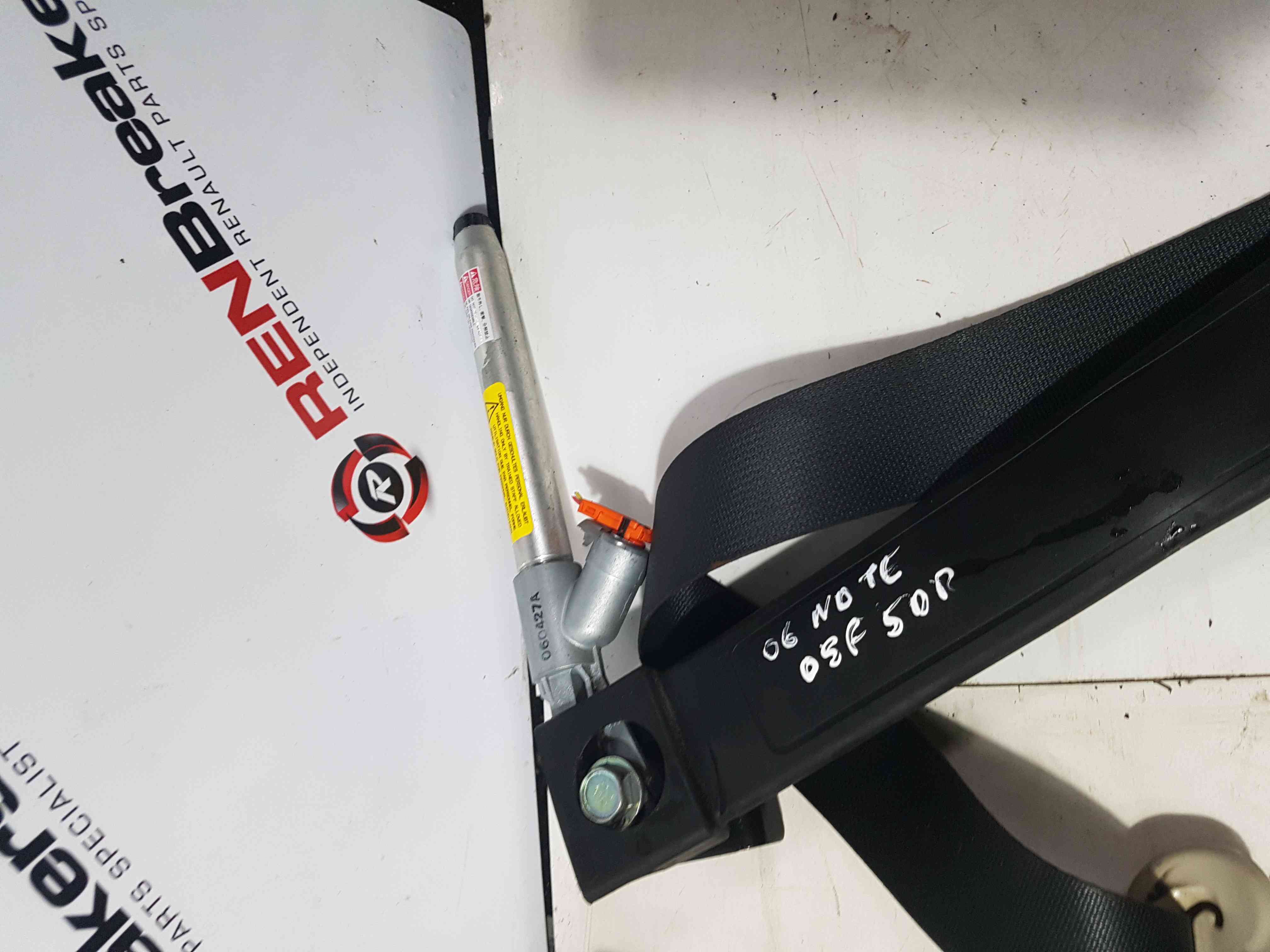 Thumb 7 Nissan Note E11 2005-2012 Drivers OSF Front Seat Belt 5Dr PRE Teensioner