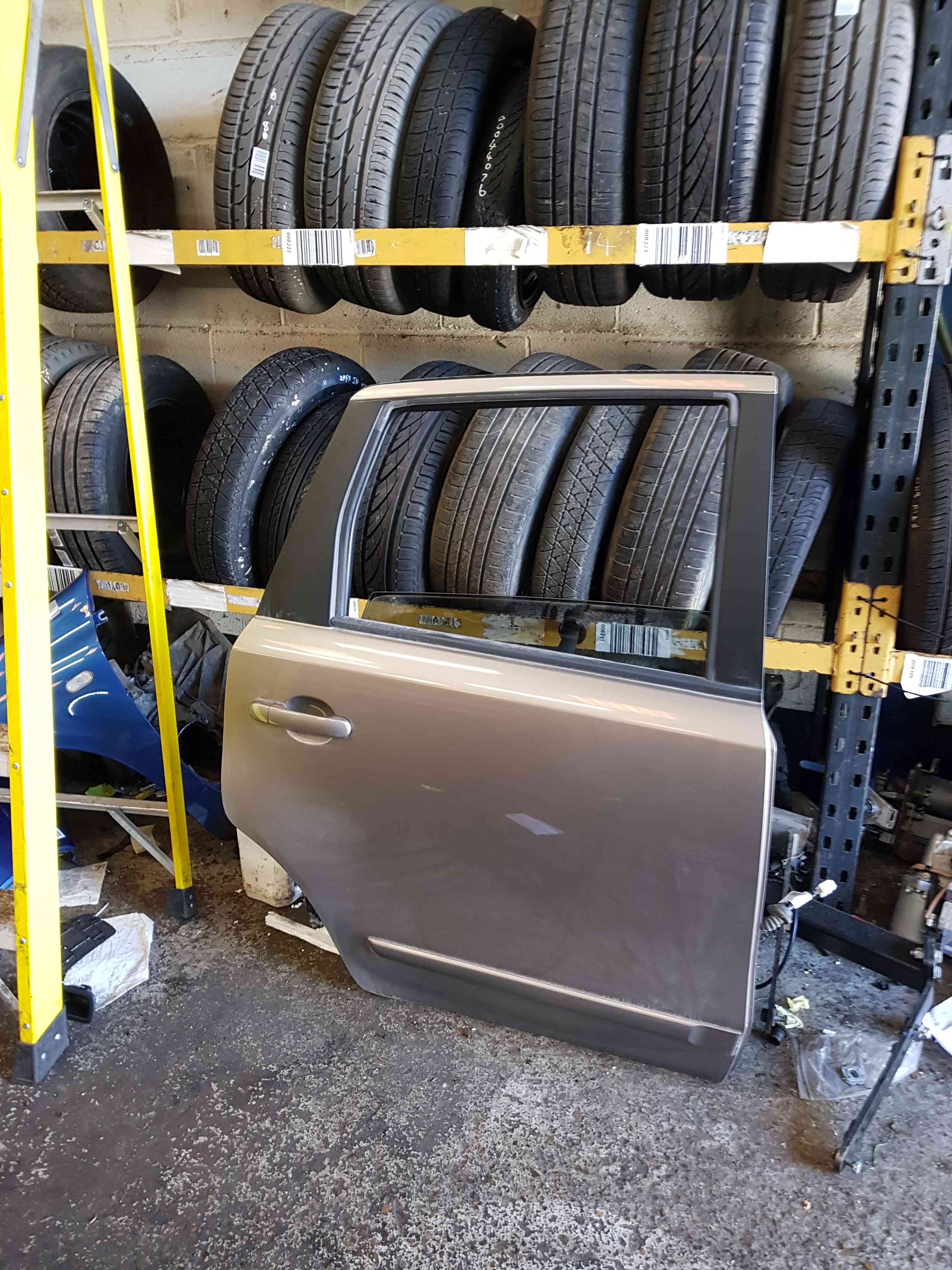 Thumb 2 Nissan Note E11 2005-2012 Drivers OSR Rear Door Beige C30 5Dr