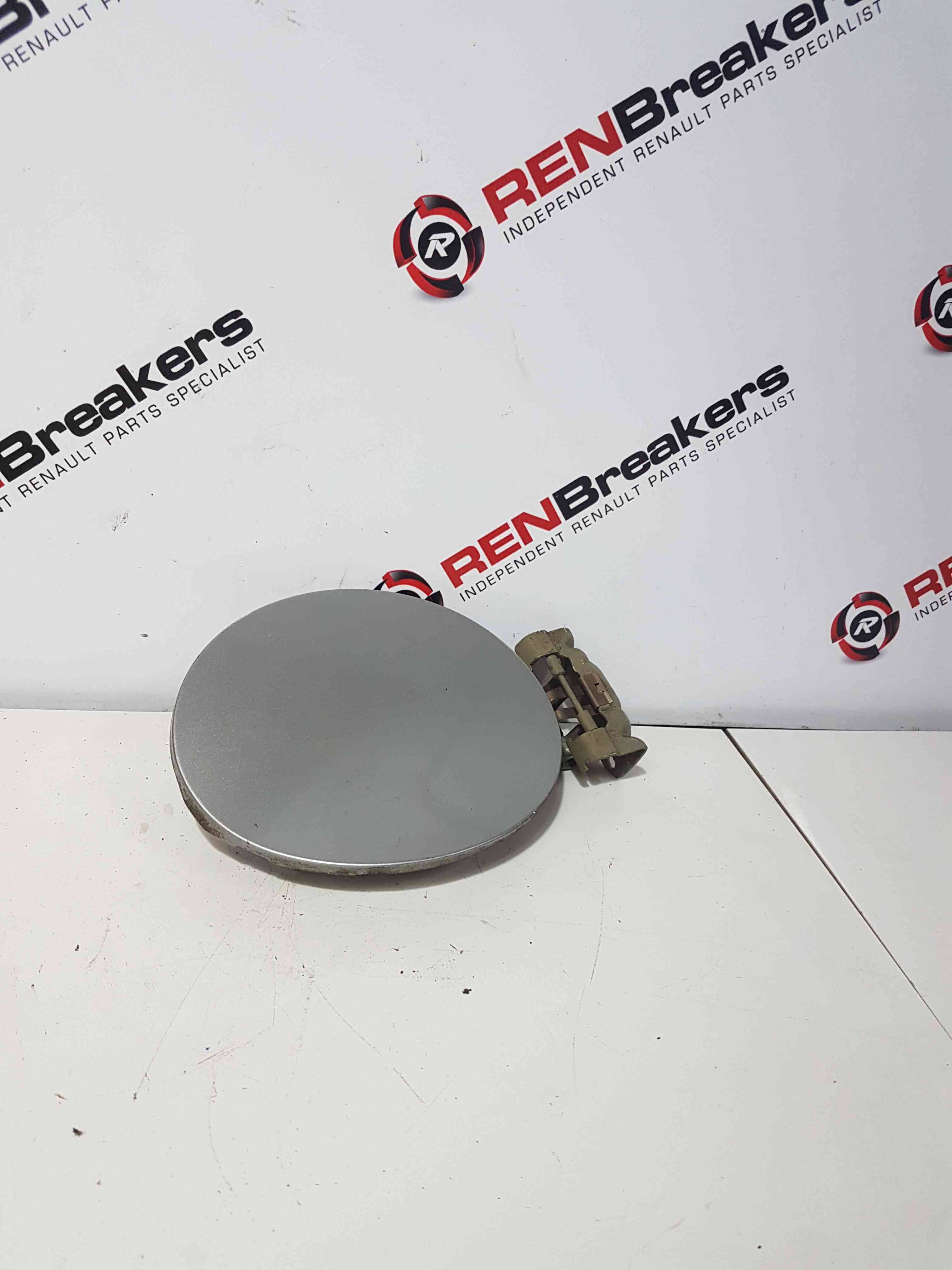 Thumb 8 Nissan Note E11 2005-2012 Fuel Flap Cover + CAP Silver KY0g KY0