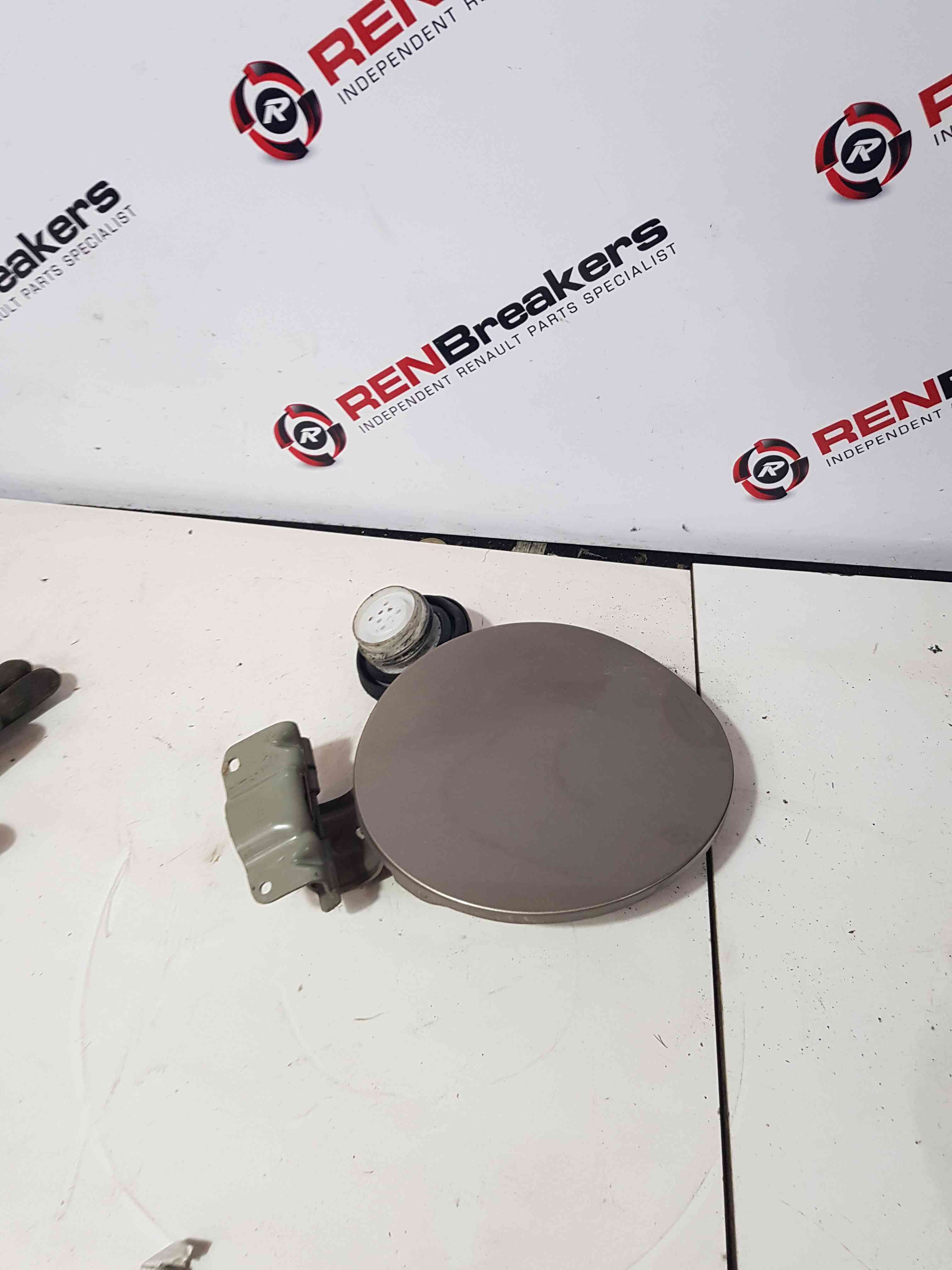 Thumb 4 Nissan Note E11 2005-2012 Fuel Flap Cover Beige C30