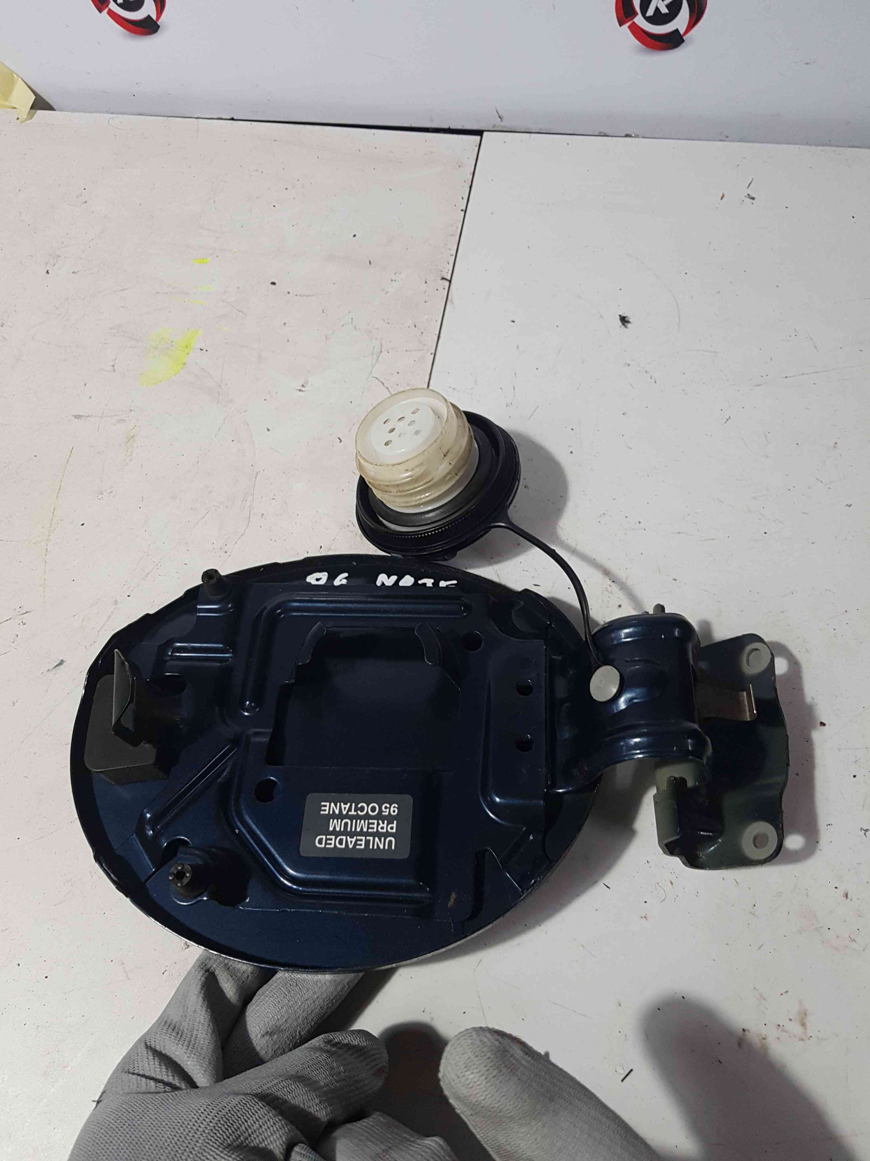 Thumb 5 Nissan Note E11 2005-2012 Fuel Flap Cover Blue BW9