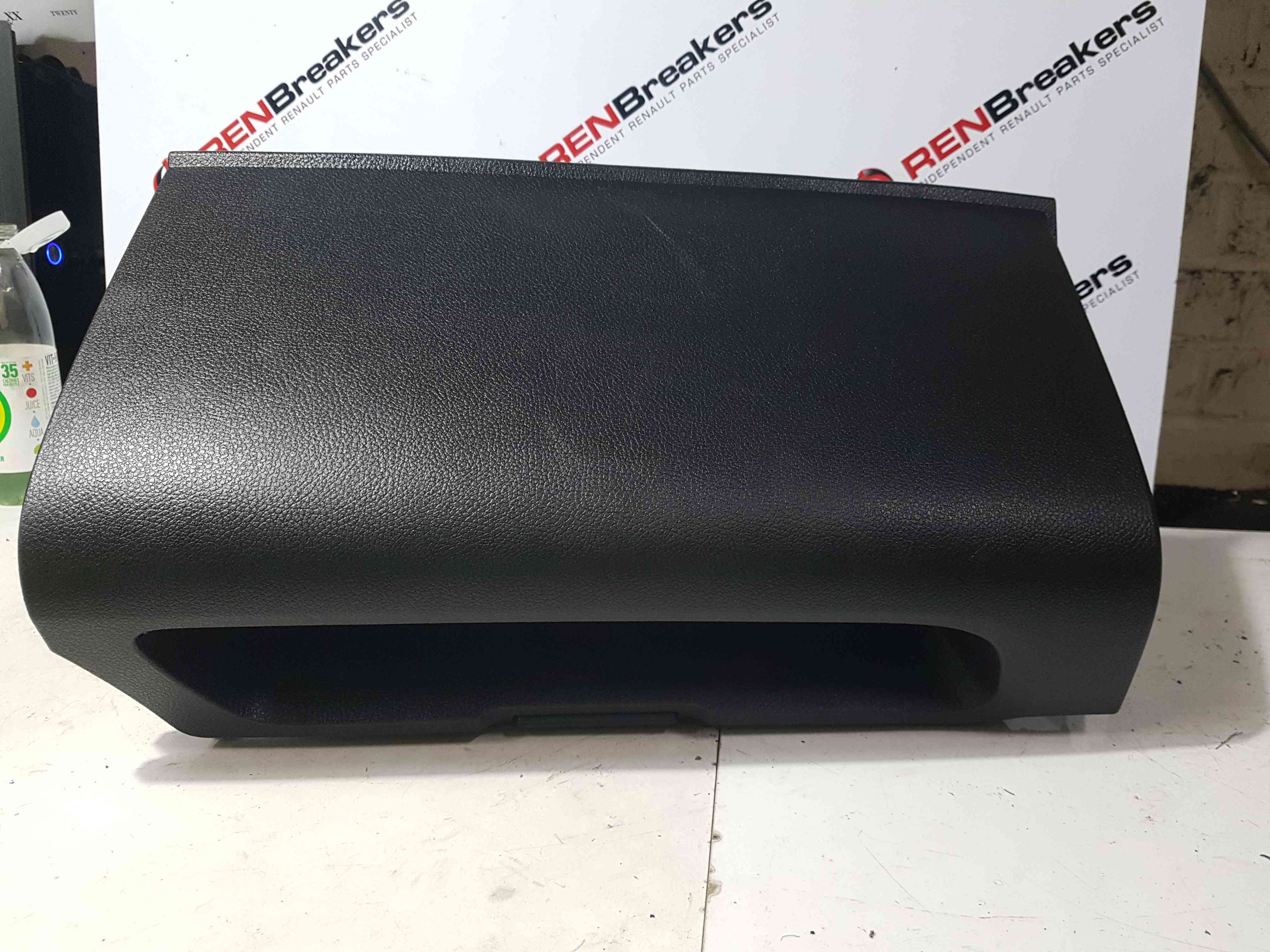 Thumb 2 Nissan Note E11 2005-2012 Glove BOX Compartment Cool BOX 685209U000