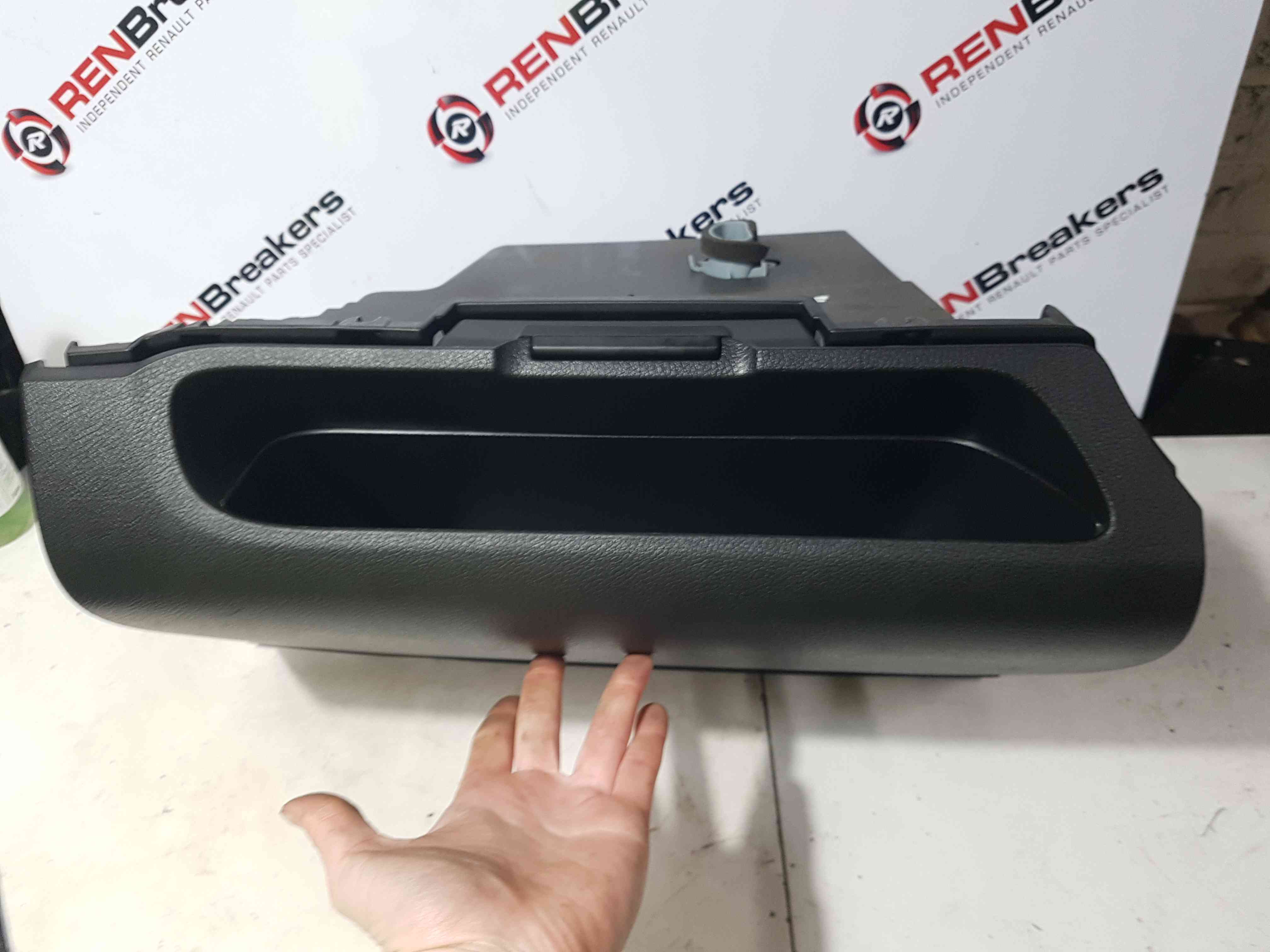 Thumb 5 Nissan Note E11 2005-2012 Glove BOX Compartment Cool BOX 685209U000