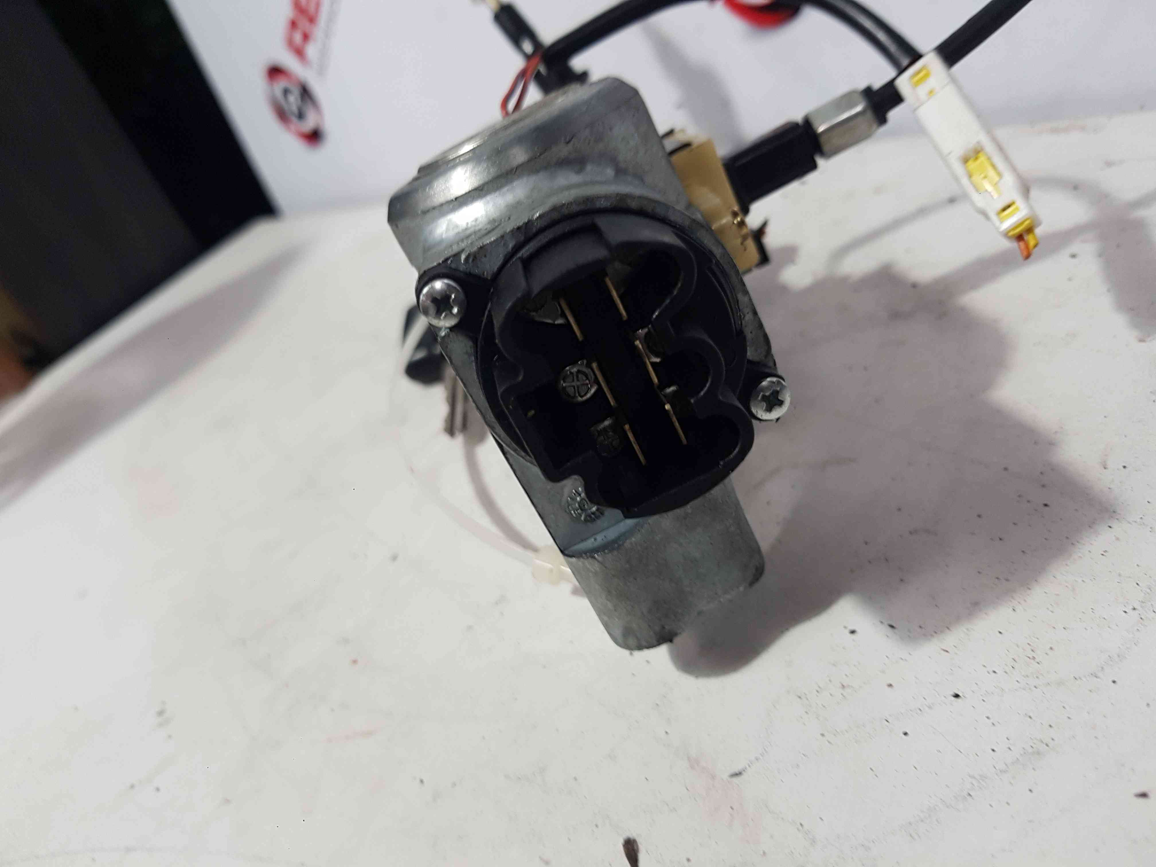 Thumb 4 Nissan Note E11 2005-2012 Ignition Barrel + 2 Keys Automatic Auto 28590AX600