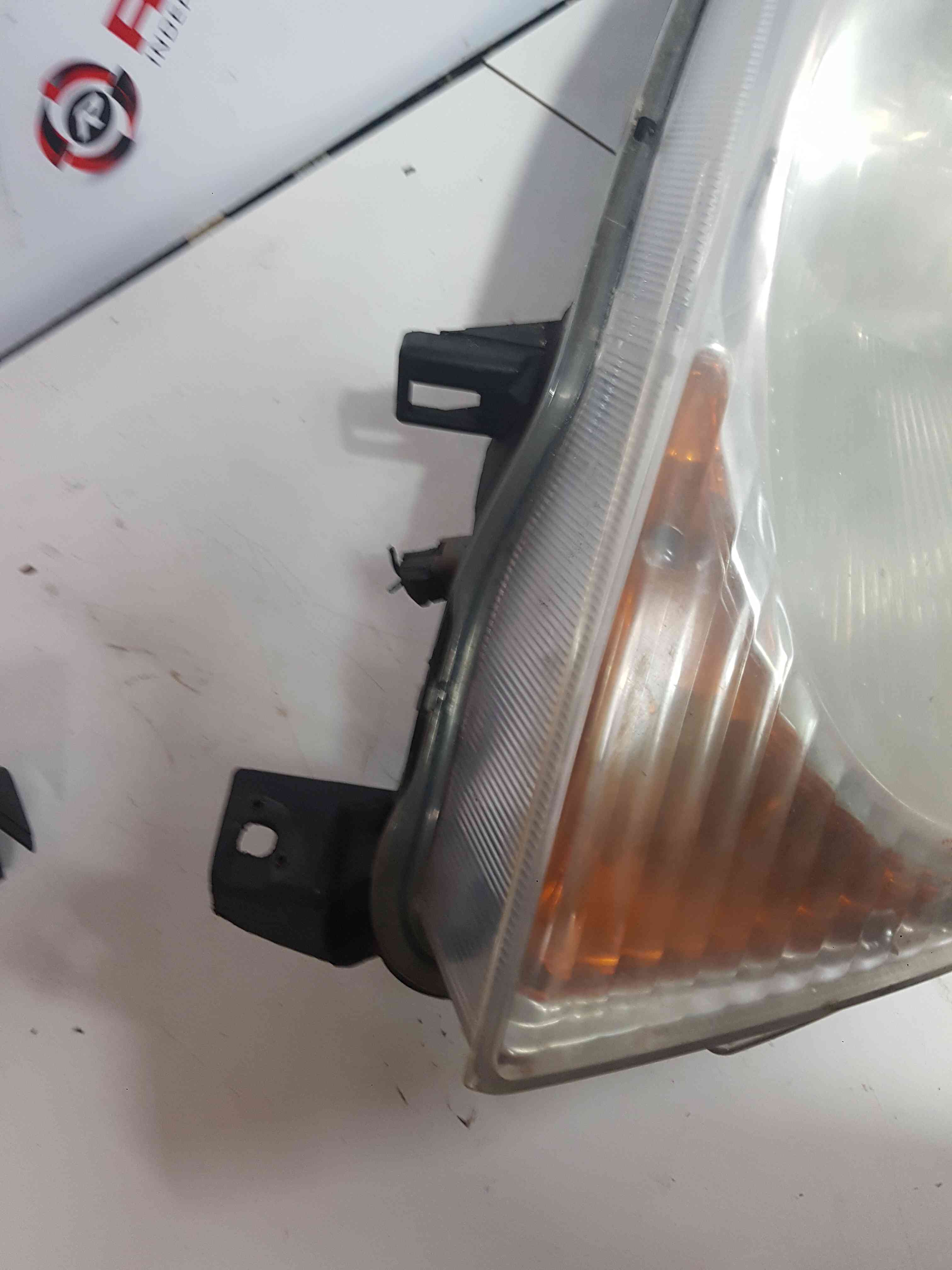 Thumb 2 Nissan Note E11 2005-2012 NSF Passenger Front Head Light Cloudy