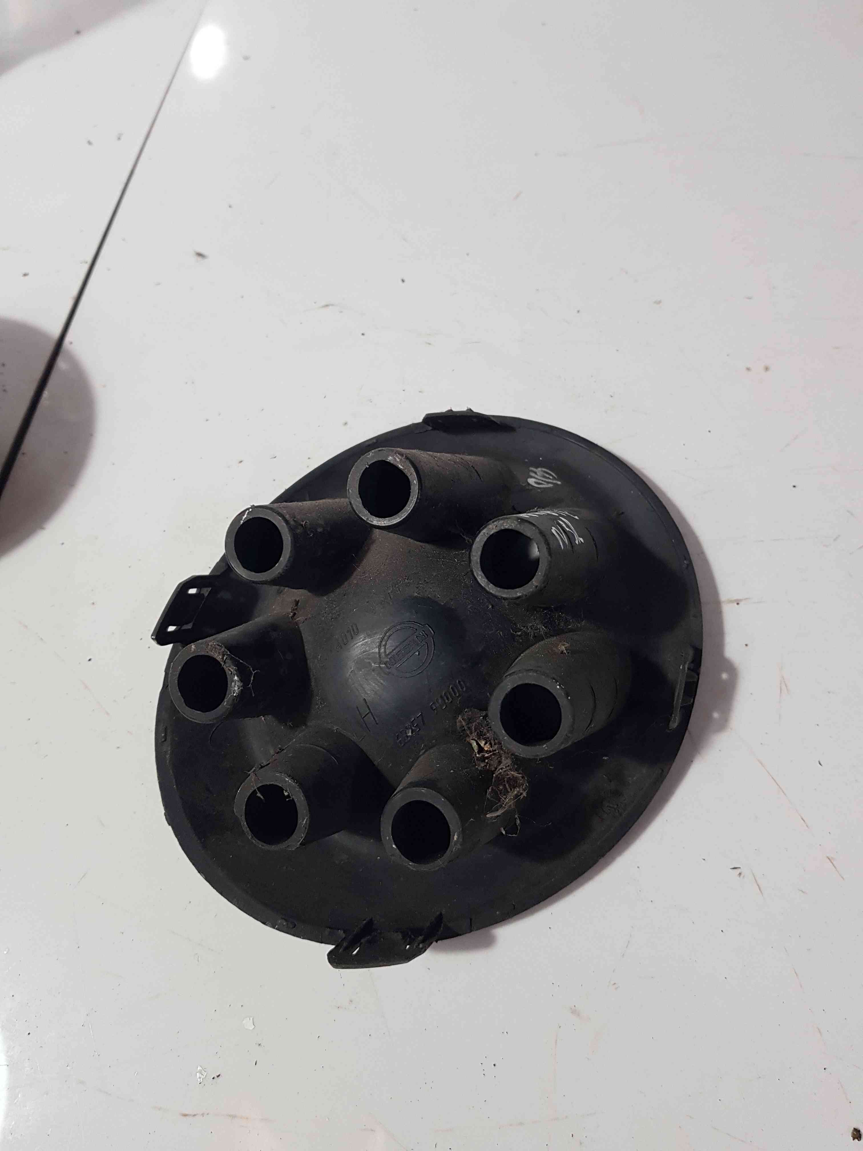 Thumb 4 Nissan Note E11 2005-2012 Passenger NSF Front Bumper FOG Cover 622579U000