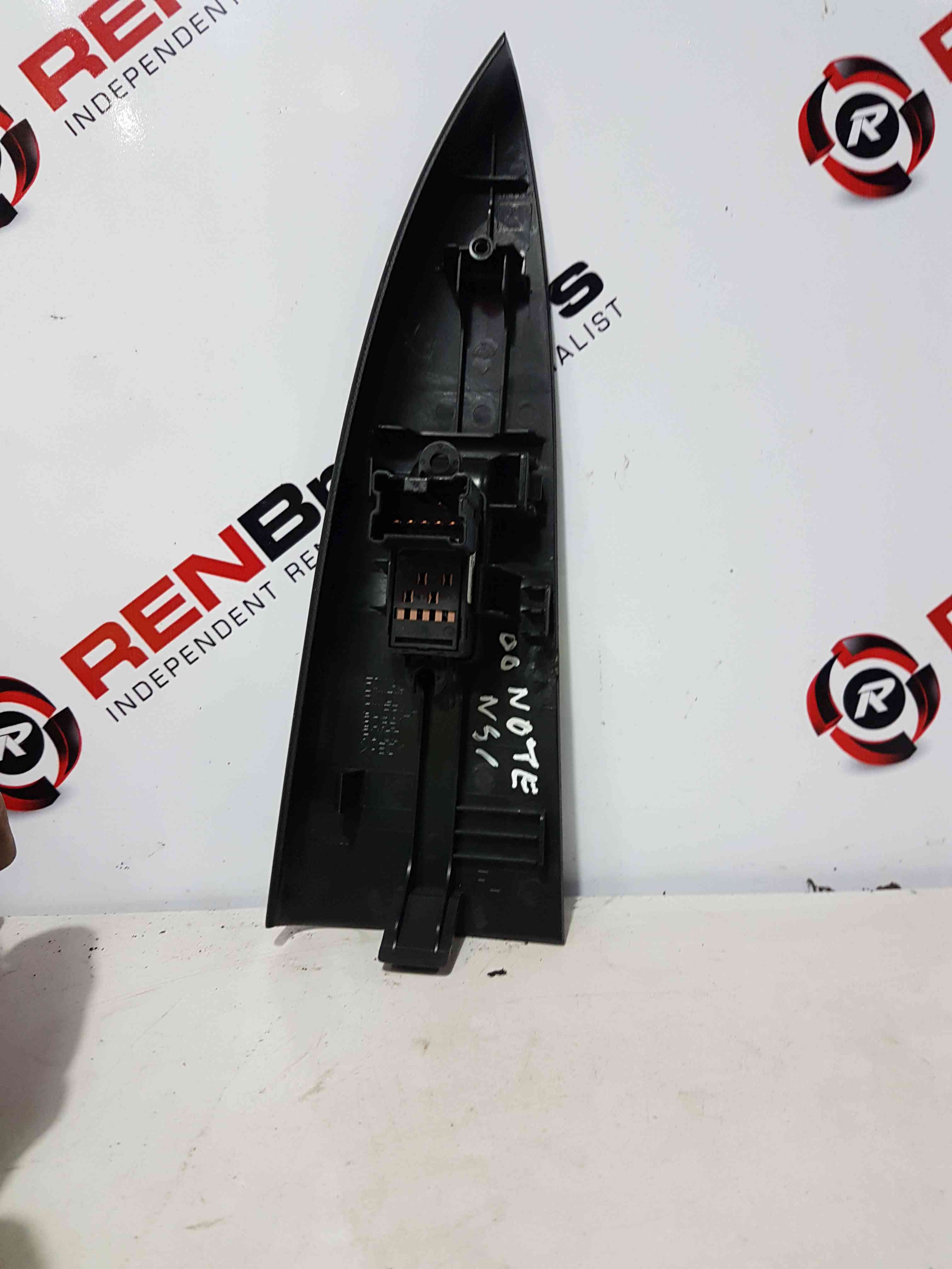 Thumb 5 Nissan Note E11 2005-2012 Passenger NSF Window Switch + Panel 25411EA003VA