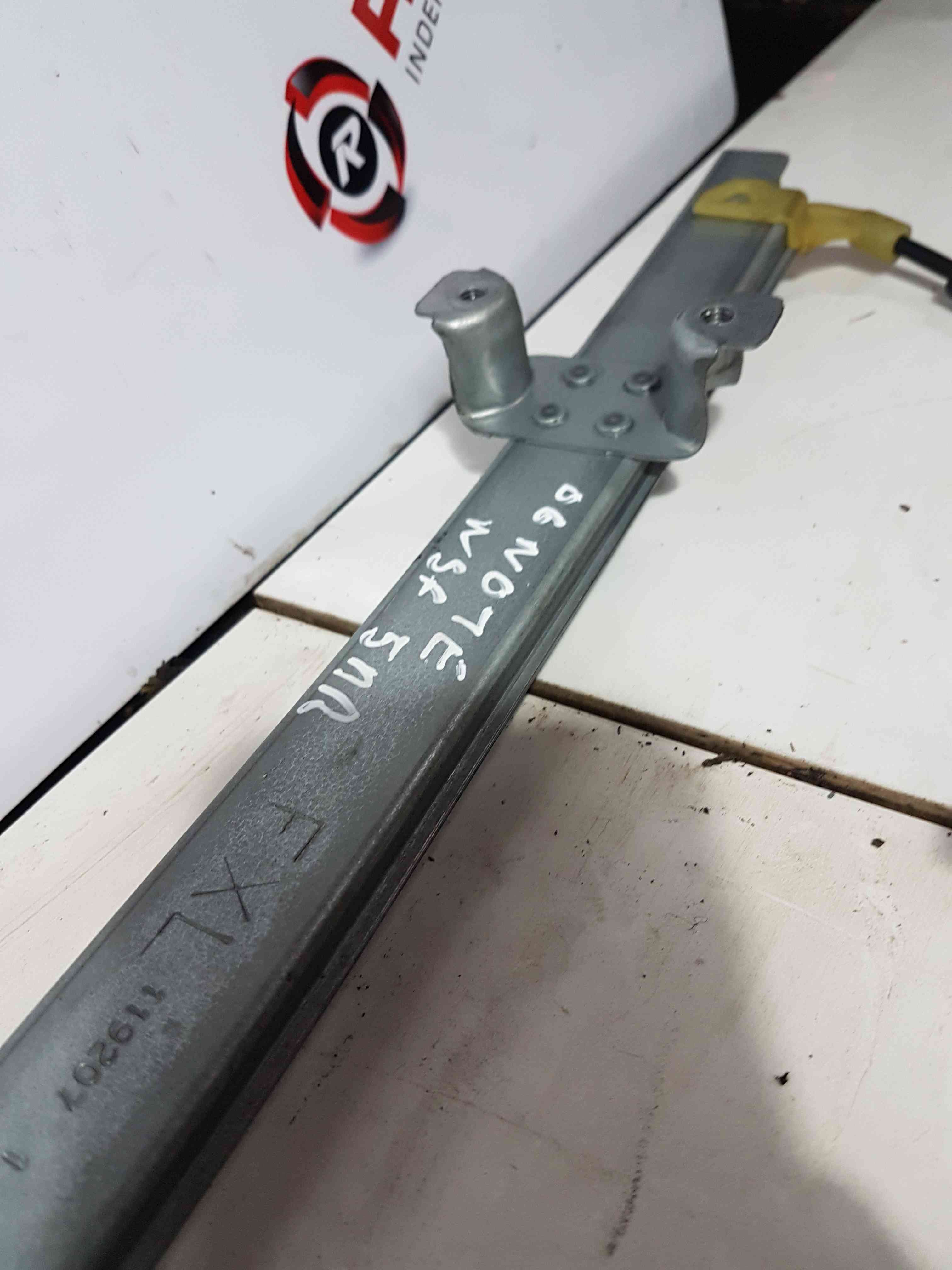 Thumb 4 Nissan Note E11 2005-2012 Passenger NSF Window motor + Regulator 