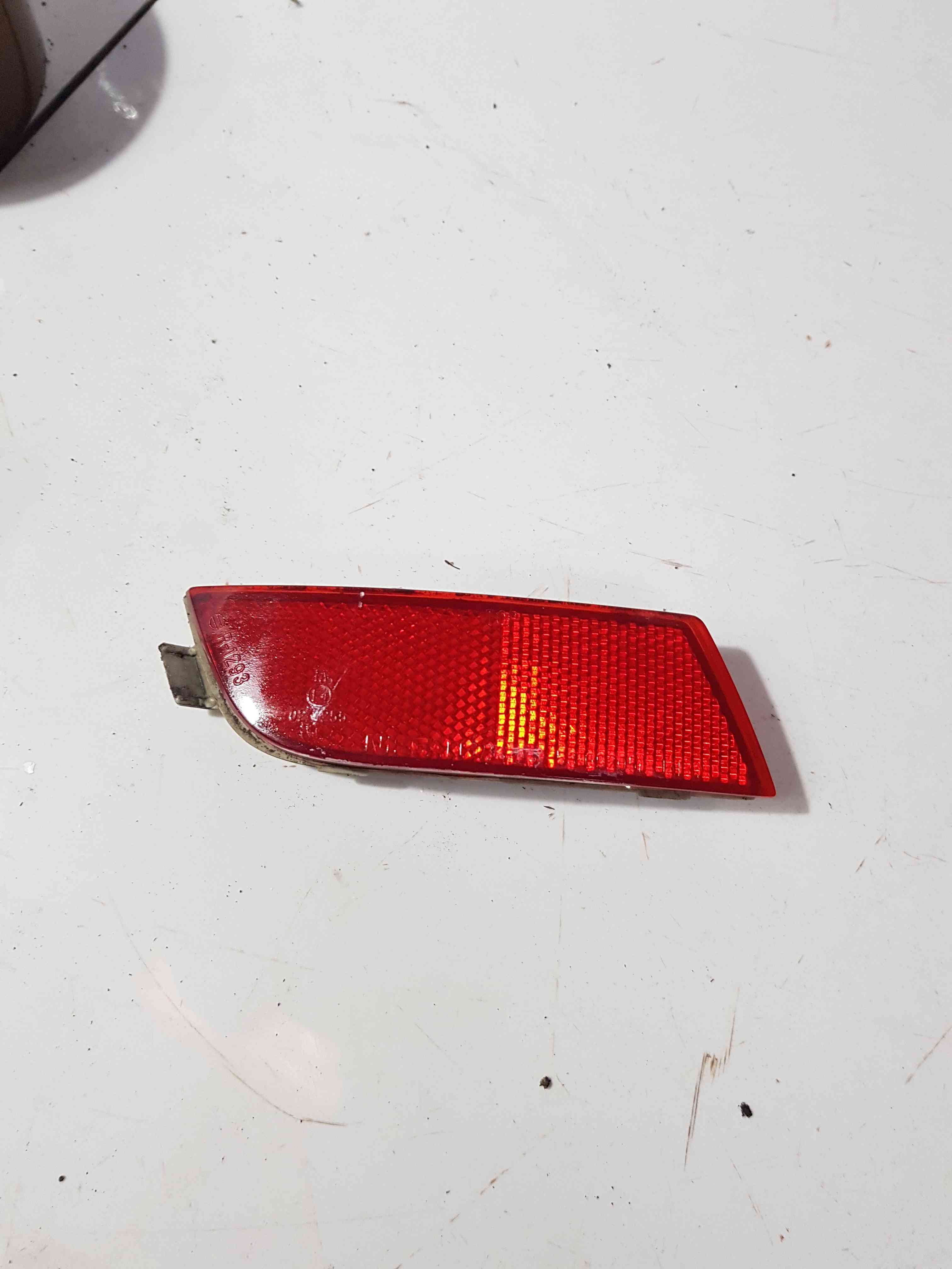 Thumb 2 Nissan Note E11 2005-2012 Passenger NSR Rear Bumper Reflector 25024740