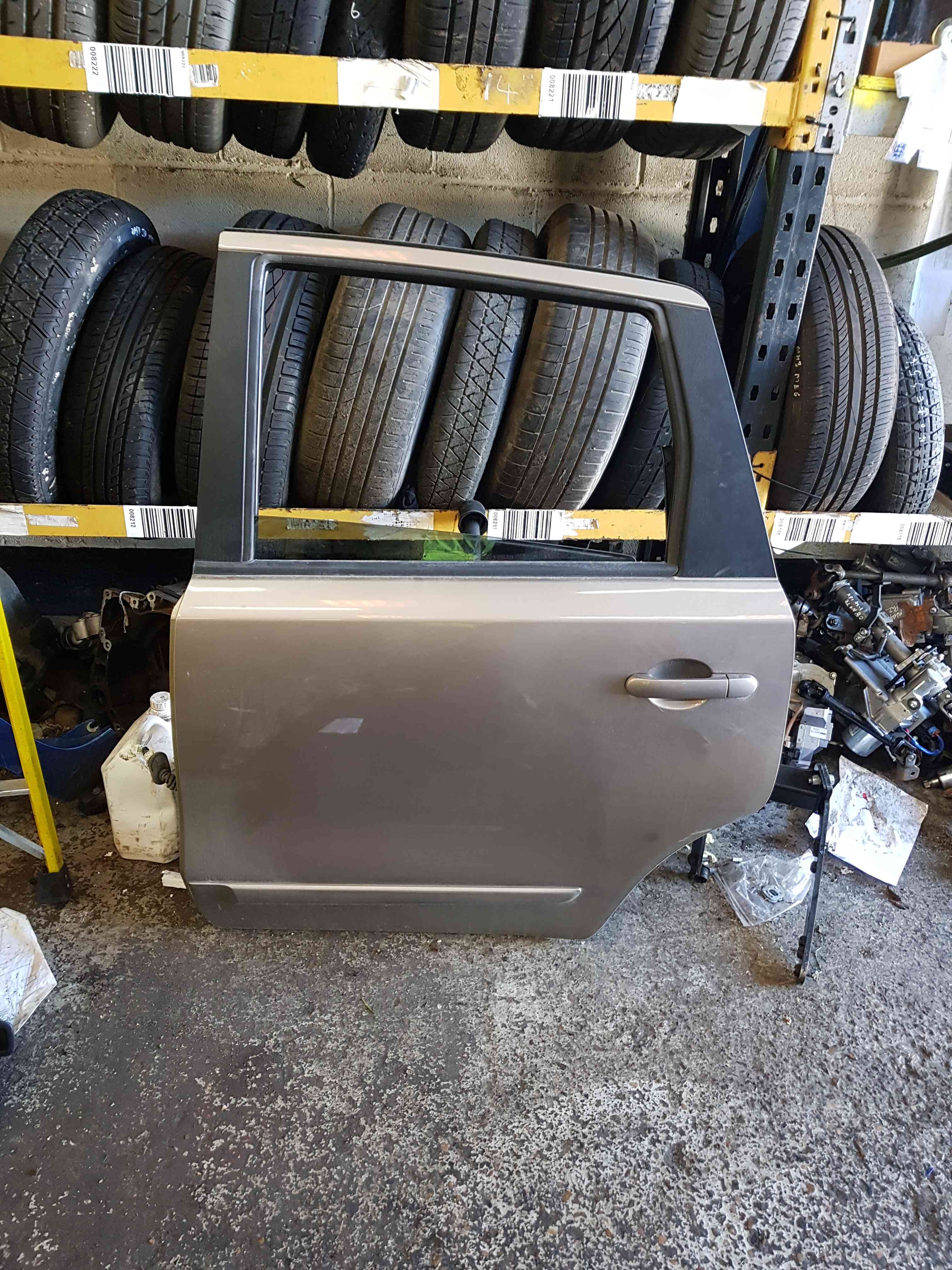 Thumb 5 Nissan Note E11 2005-2012 Passenger NSR Rear Door Beige C30 5Dr