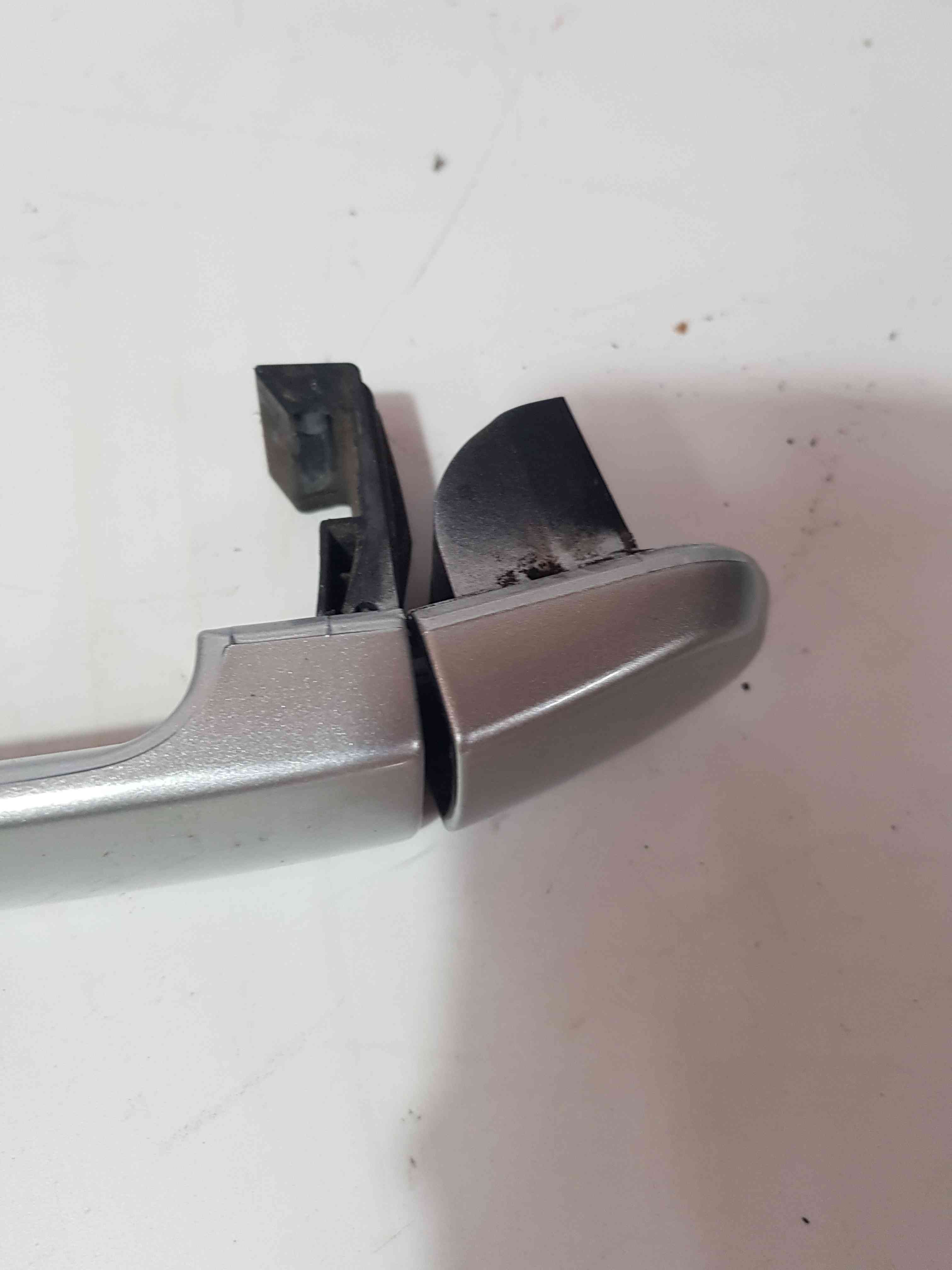 Thumb 5 Nissan Note E11 2005-2012 Passenger NSR Rear Exterior Handle Silver KY0g KY0