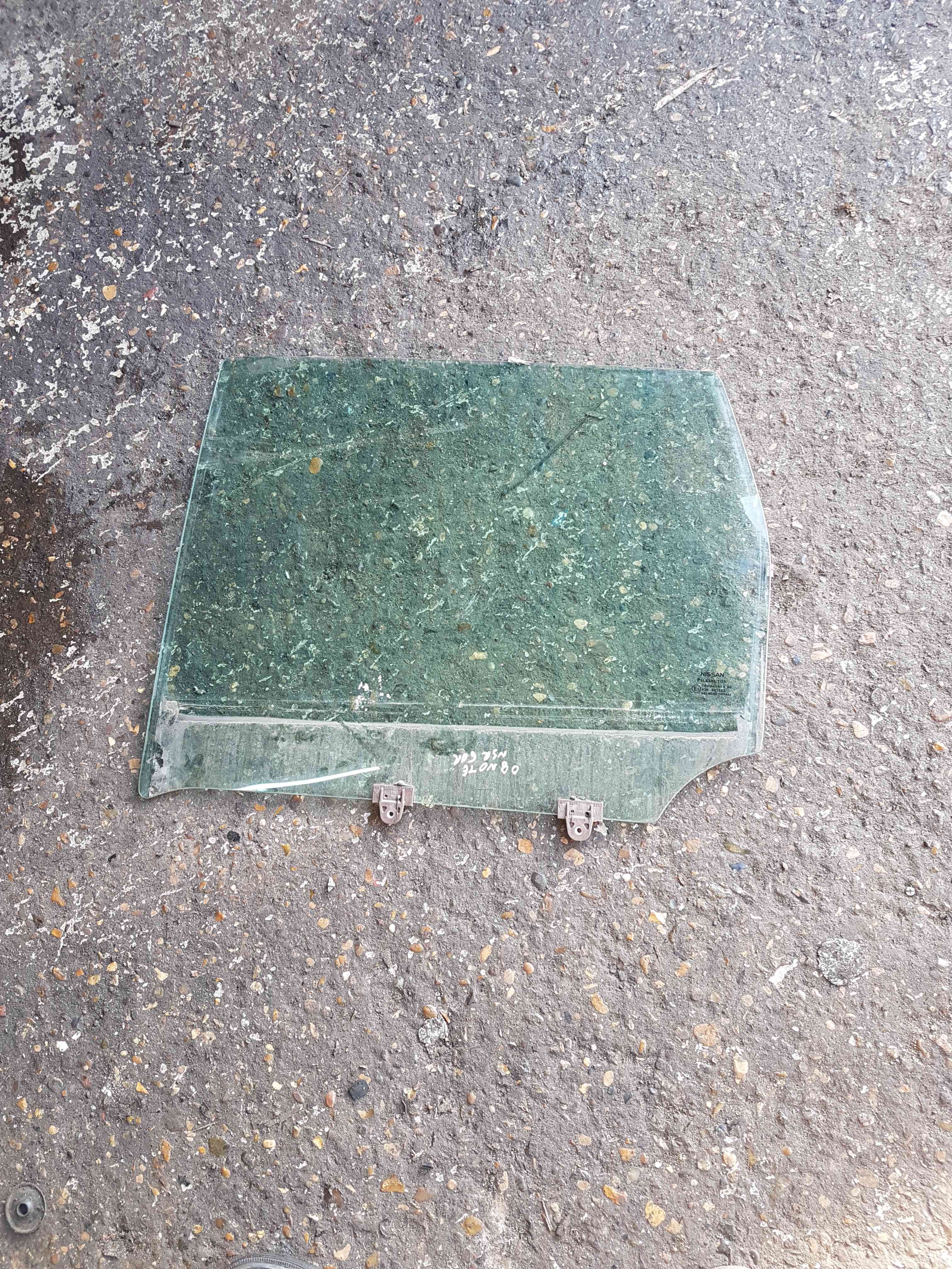 Thumb 3 Nissan Note E11 2005-2012 Passenger NSR Rear Window Glass