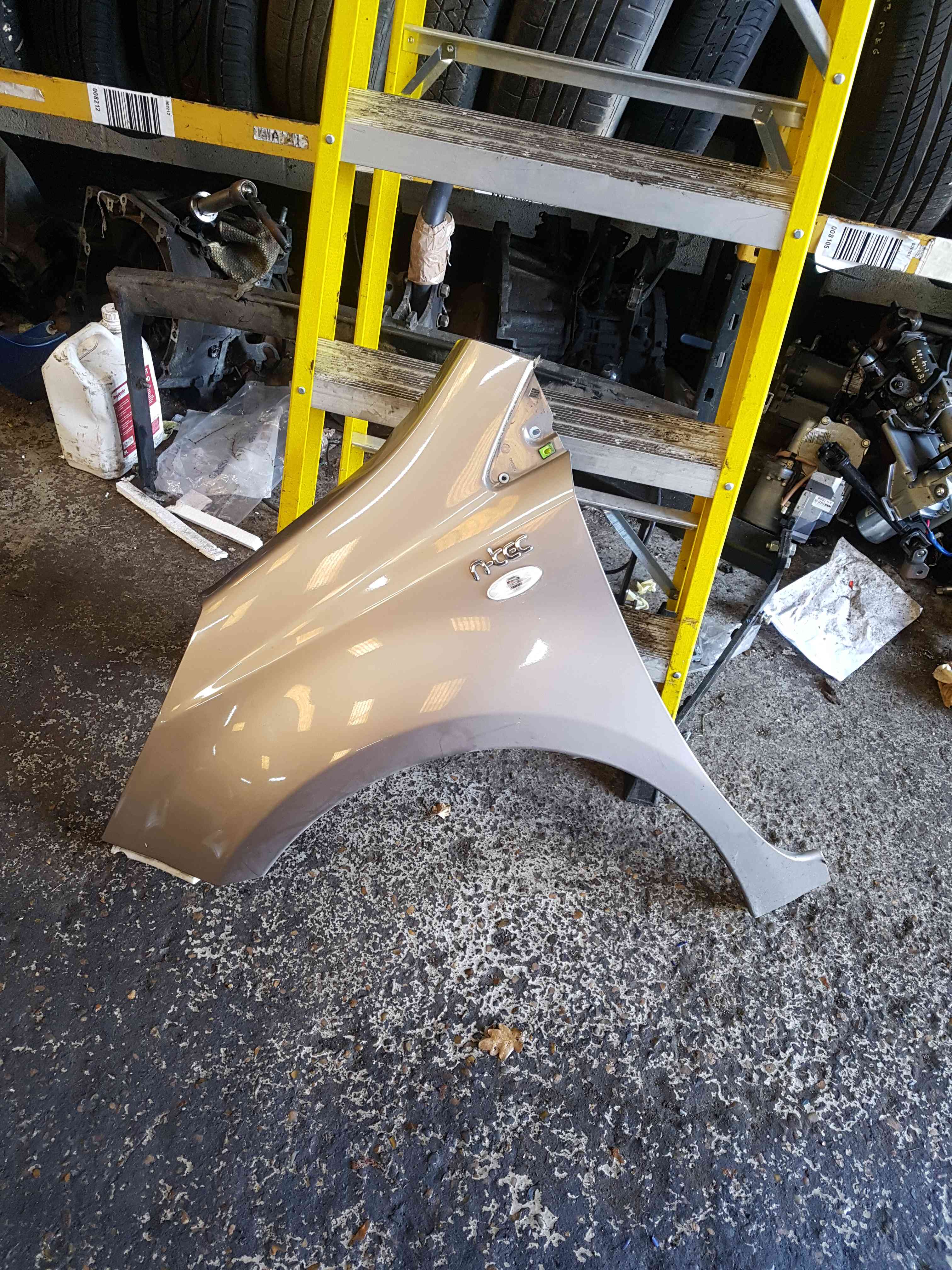 Thumb 5 Nissan Note E11 2005-2012 Passenger Ns Wing Beige C30