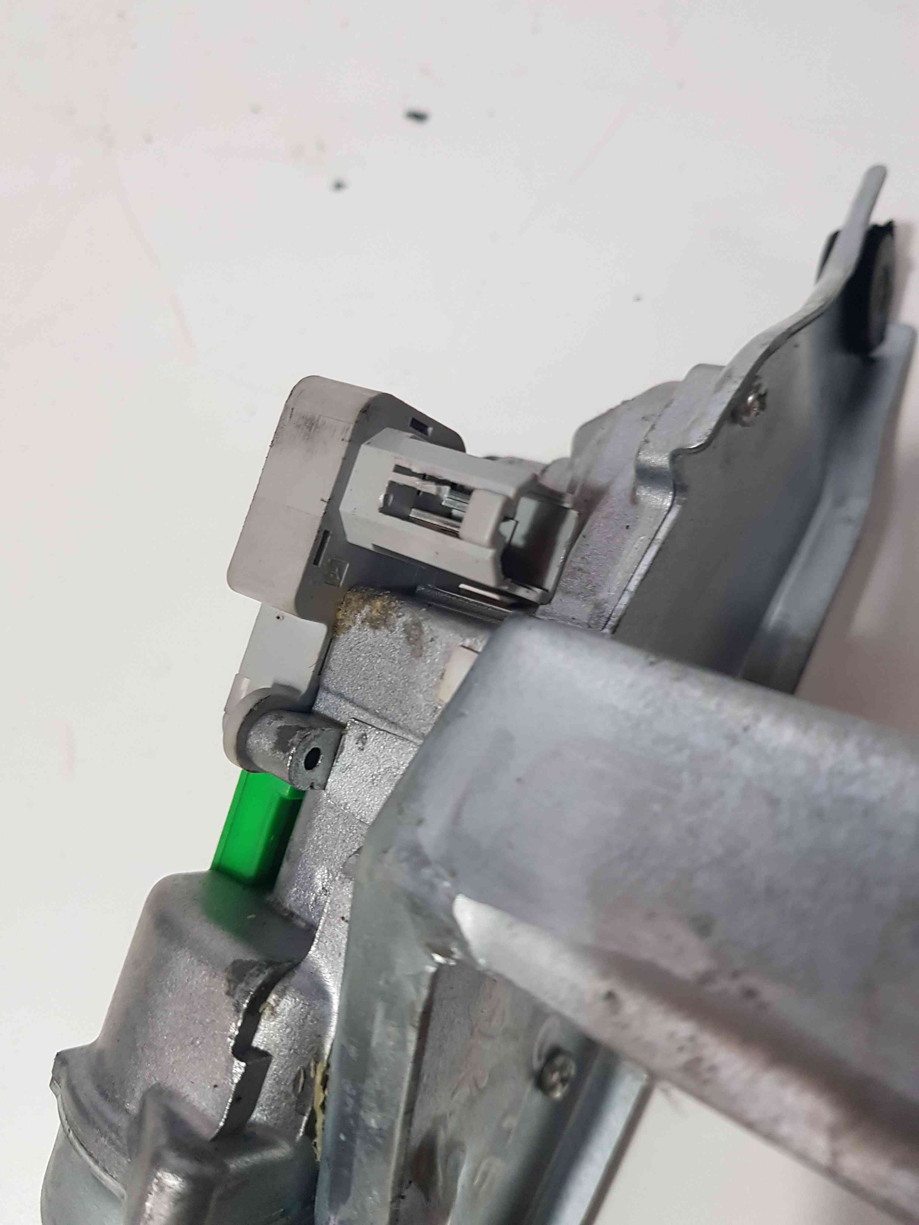 Thumb 5 Nissan Note E11 2005-2012 Rear Wiper Motor