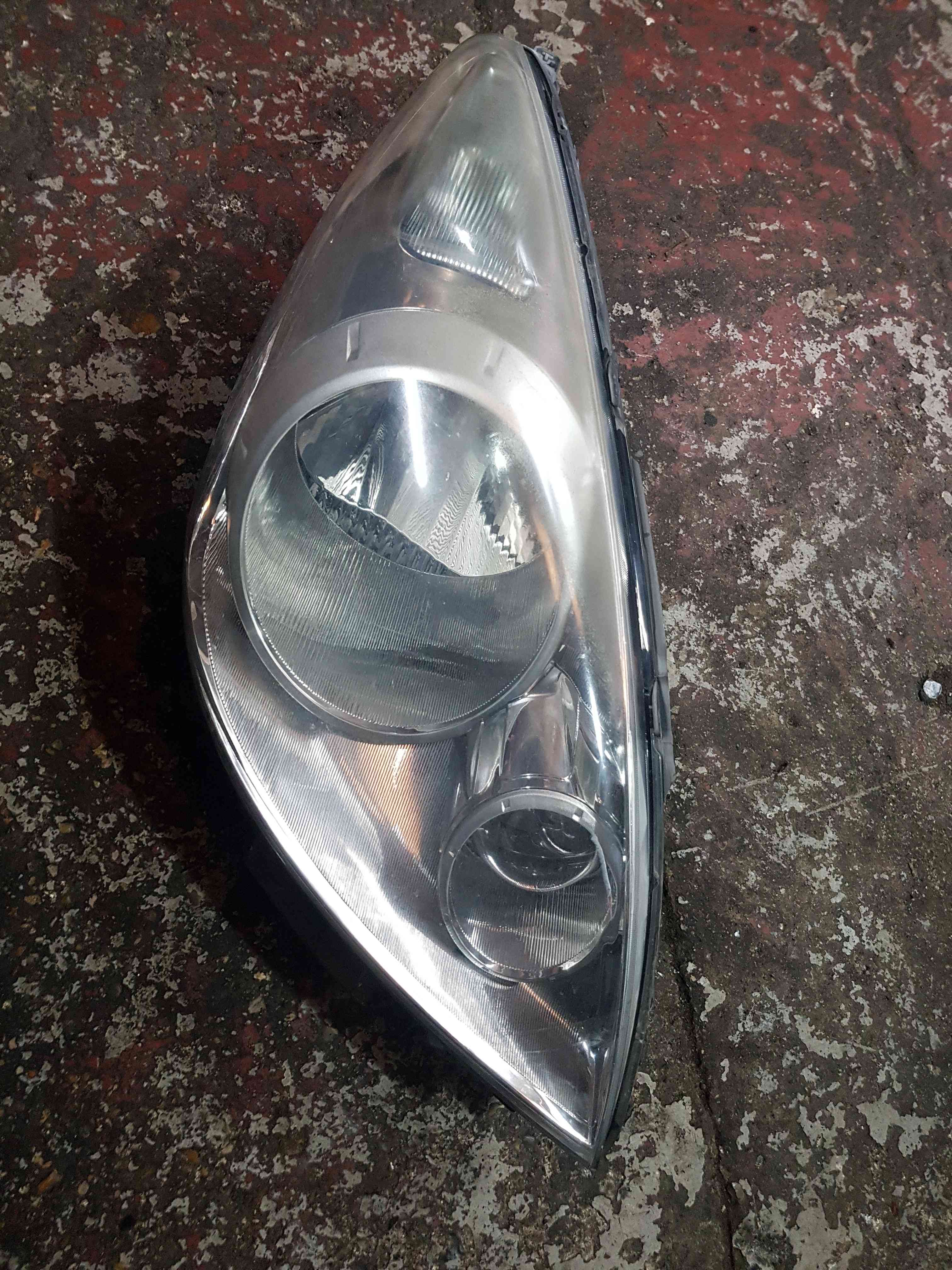 Thumb 3 Nissan Note E11 2009-2011 OSF Drivers OSF Front Head Light   26010Bh00B