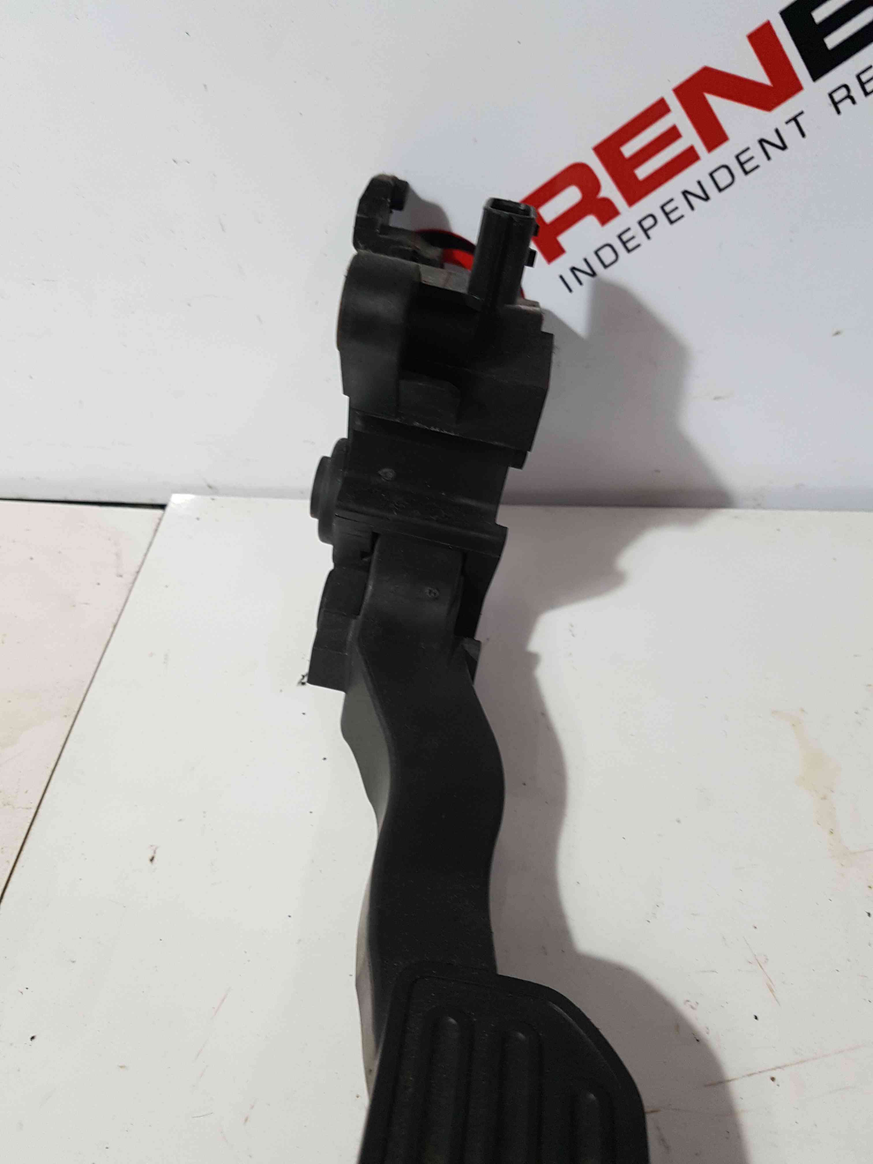 Thumb 4 Nissan Note E12 2013-2017 Accelerator Throttle Pedal 180021Hm0b