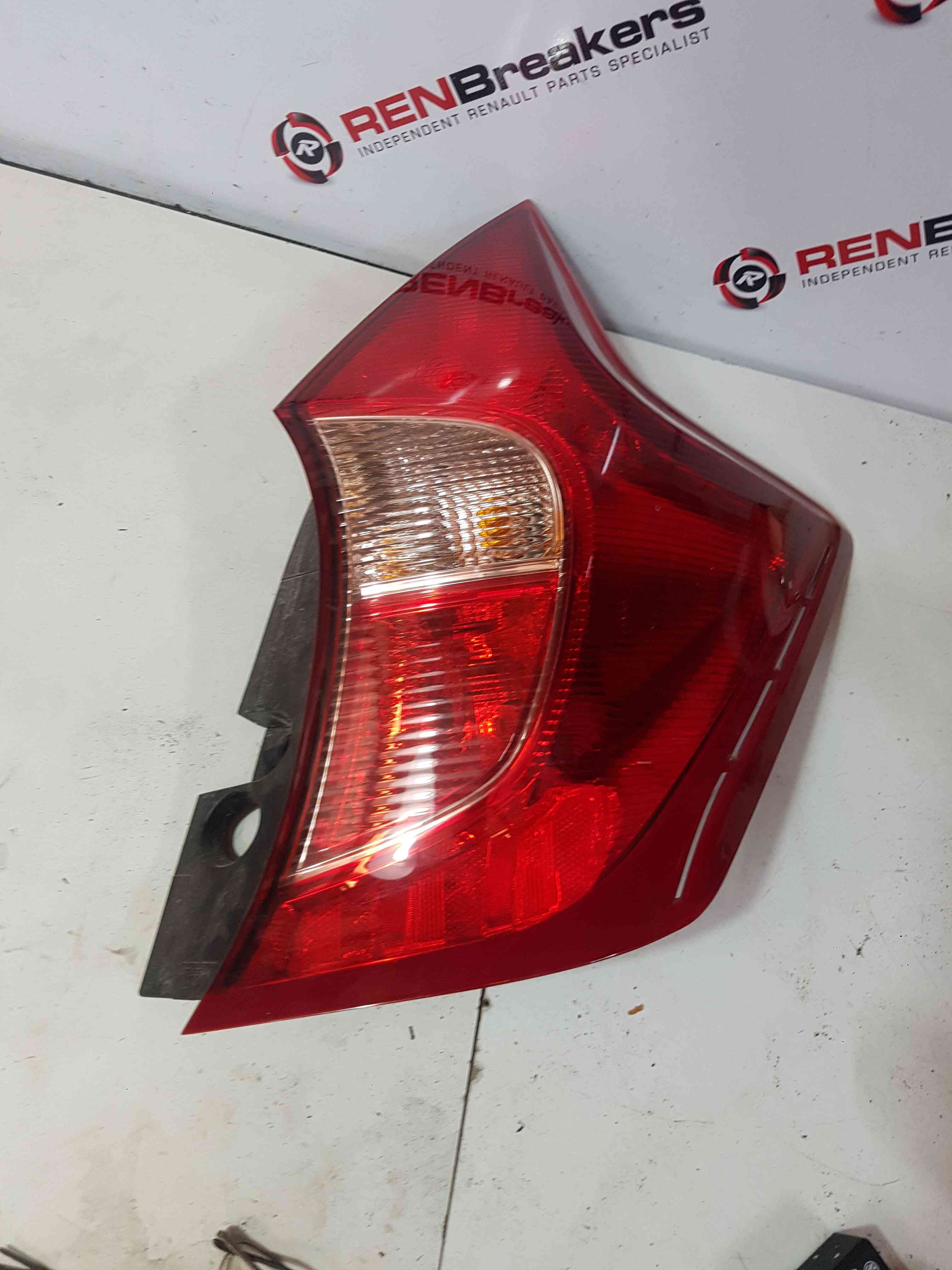 Thumb 2 Nissan Note E12 2013-2017 Drivers OSR Rear Light Lens