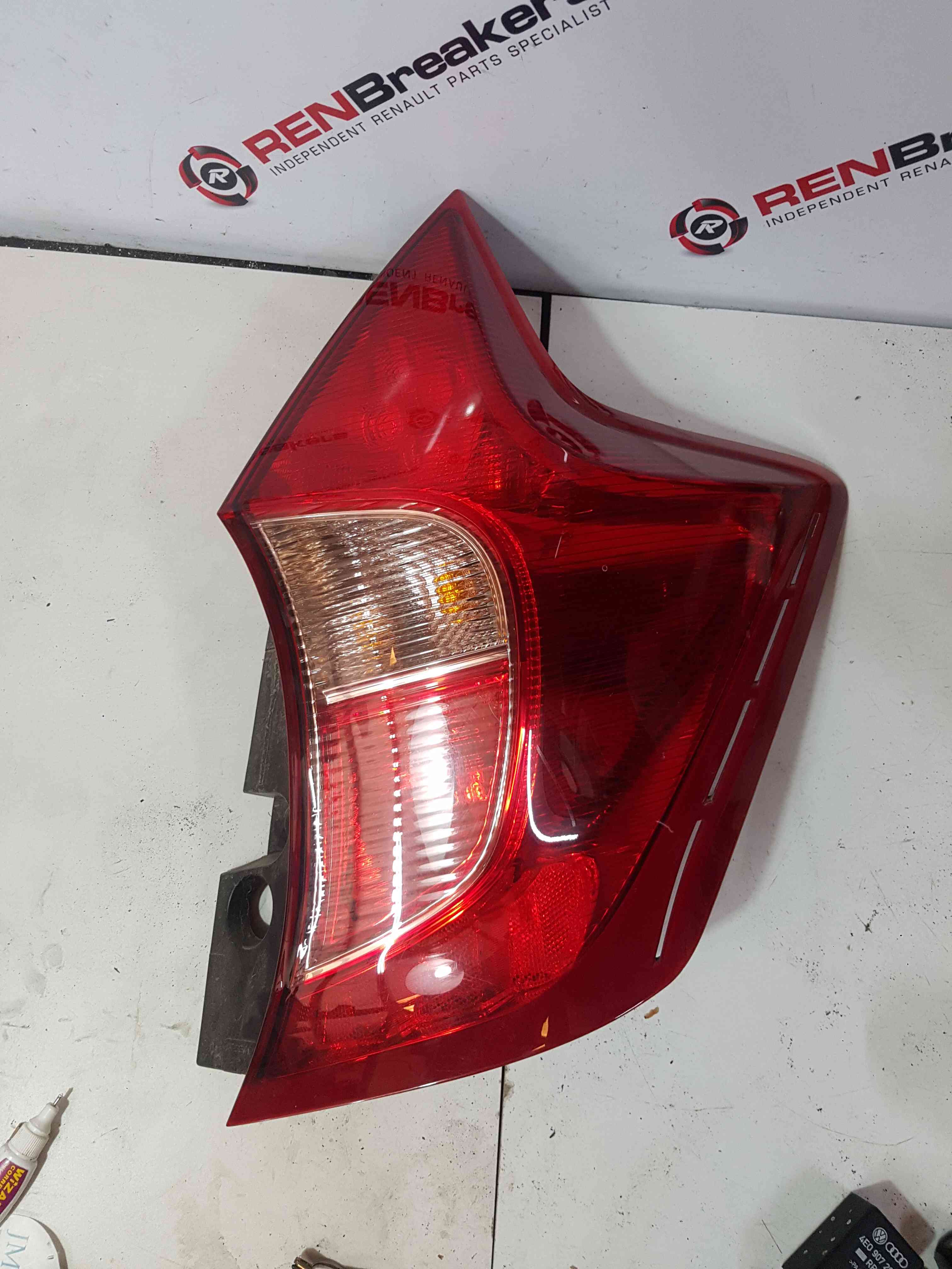 Thumb 4 Nissan Note E12 2013-2017 Drivers OSR Rear Light Lens