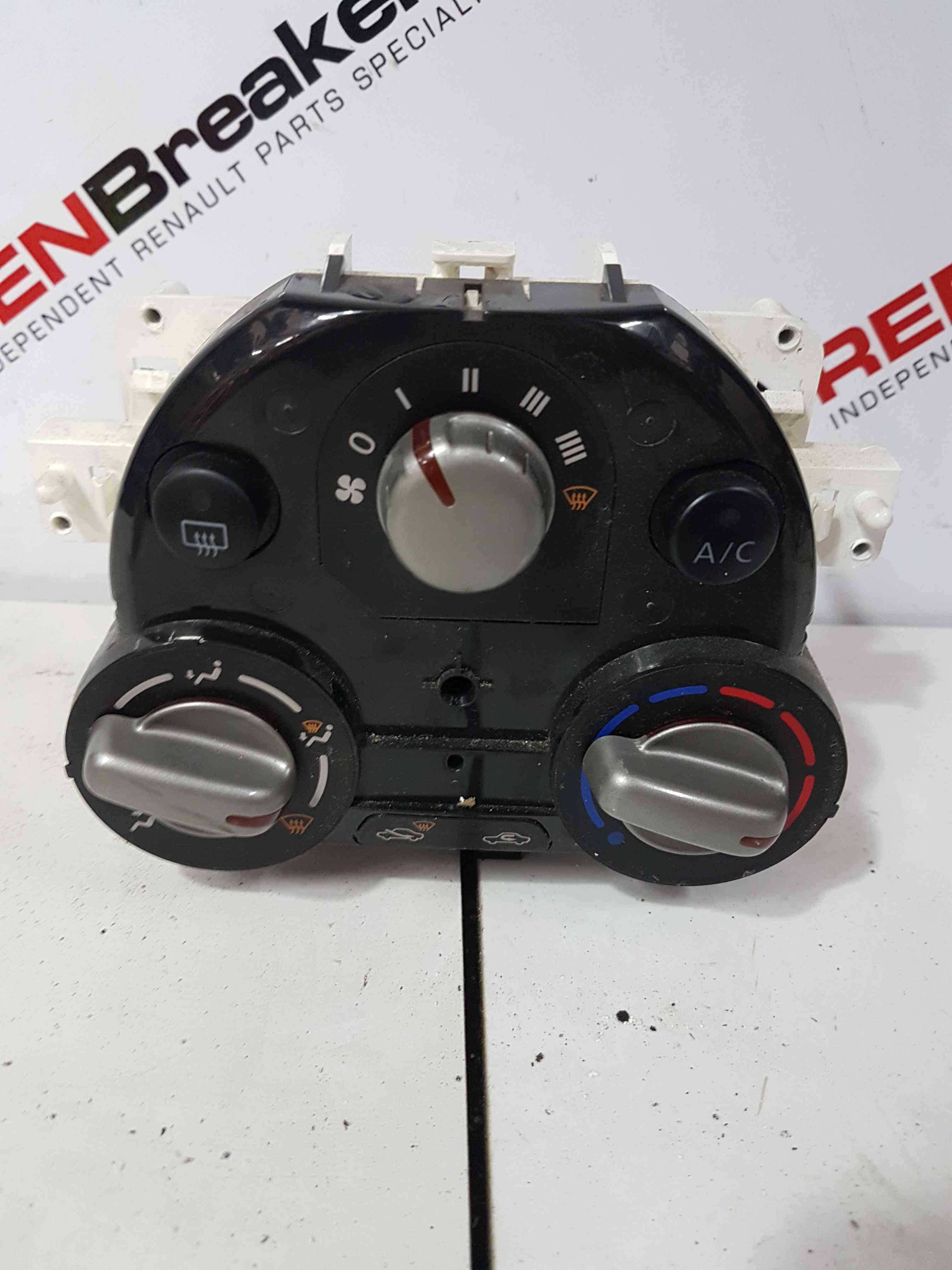 Thumb 2 Nissan Note E12 2013-2017 Heater Controls Dials