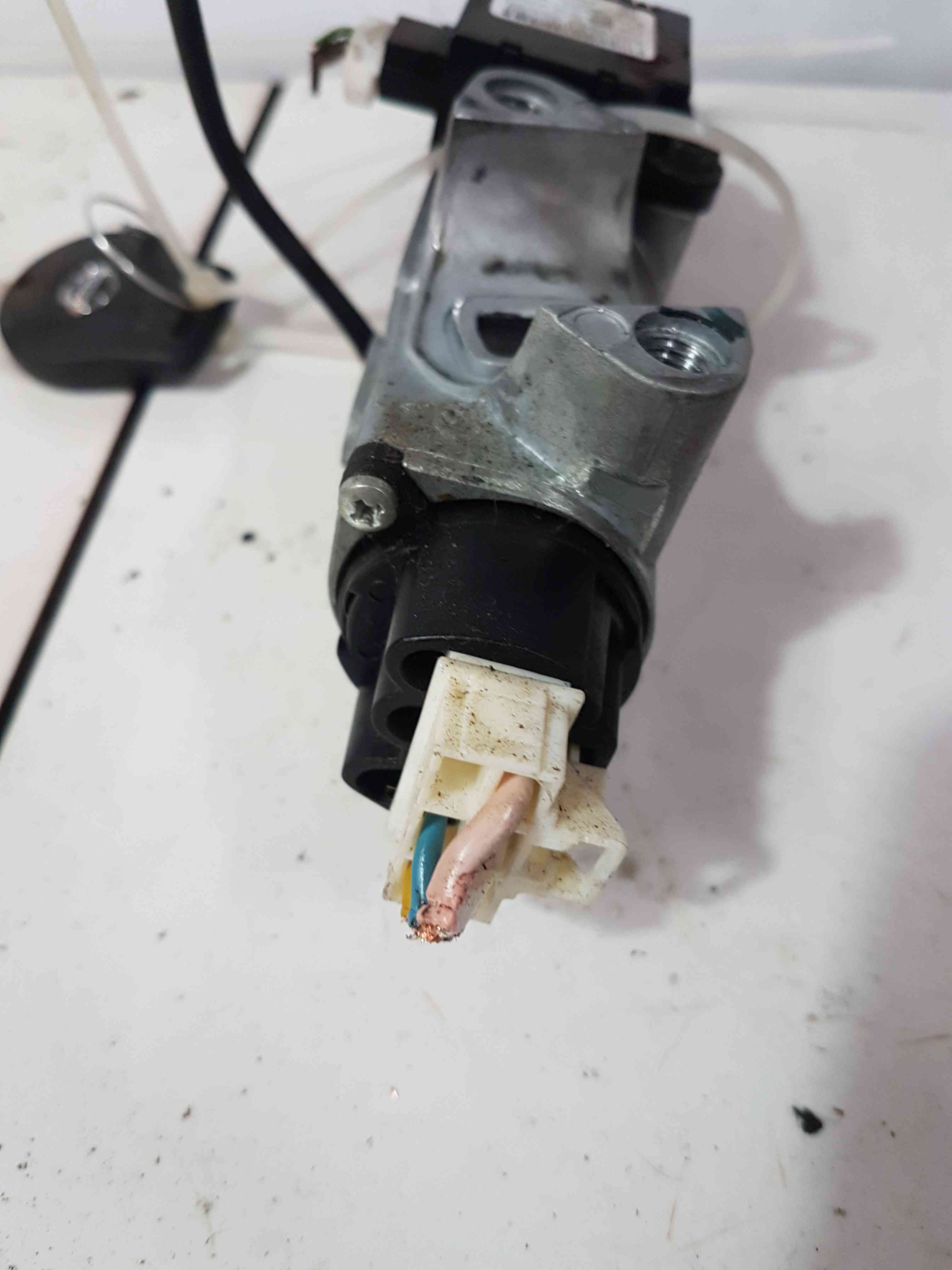 Thumb 4 Nissan Note E12 2013-2017 Ignition Barrel + 2 Keys 28590C9968