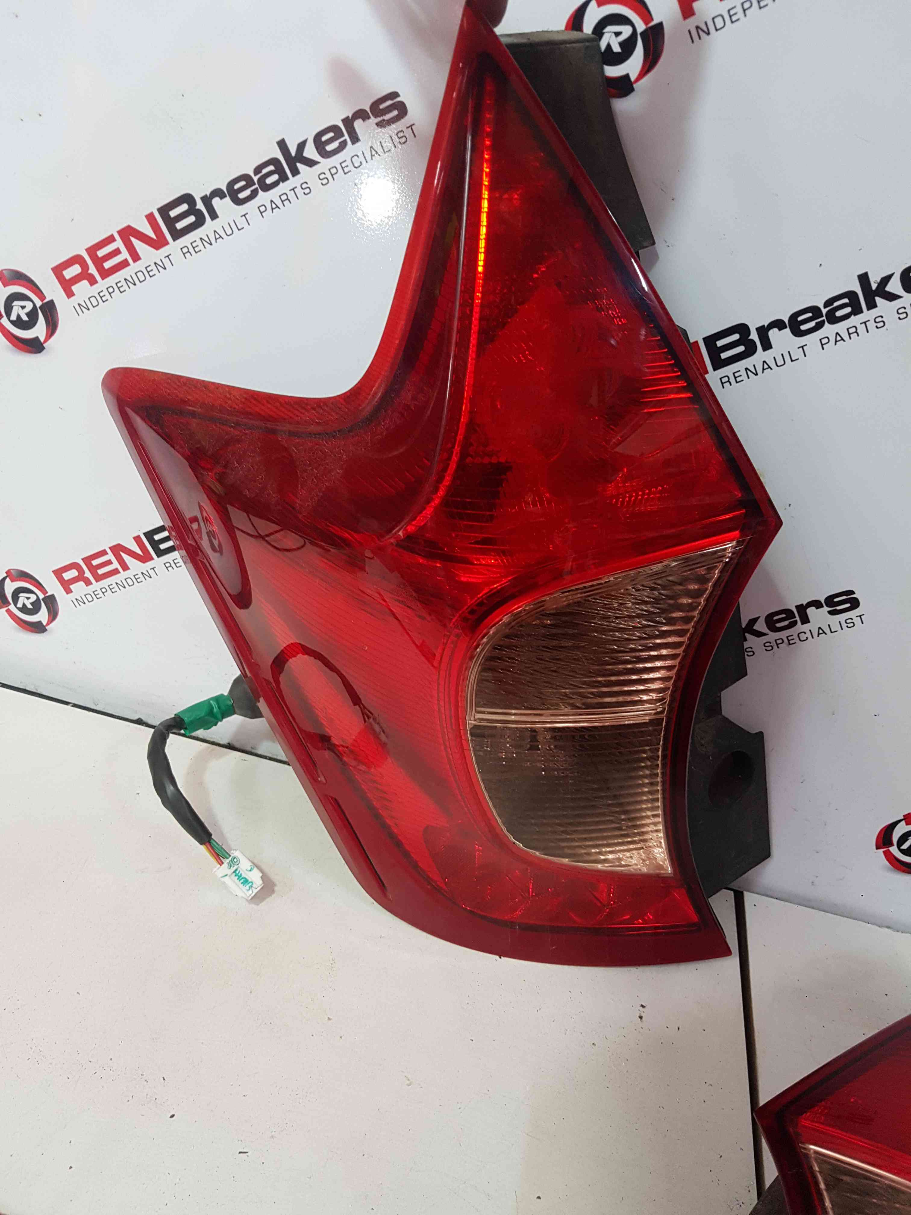 Thumb 2 Nissan Note E12 2013-2017 Passenger NSR Rear Light Lens