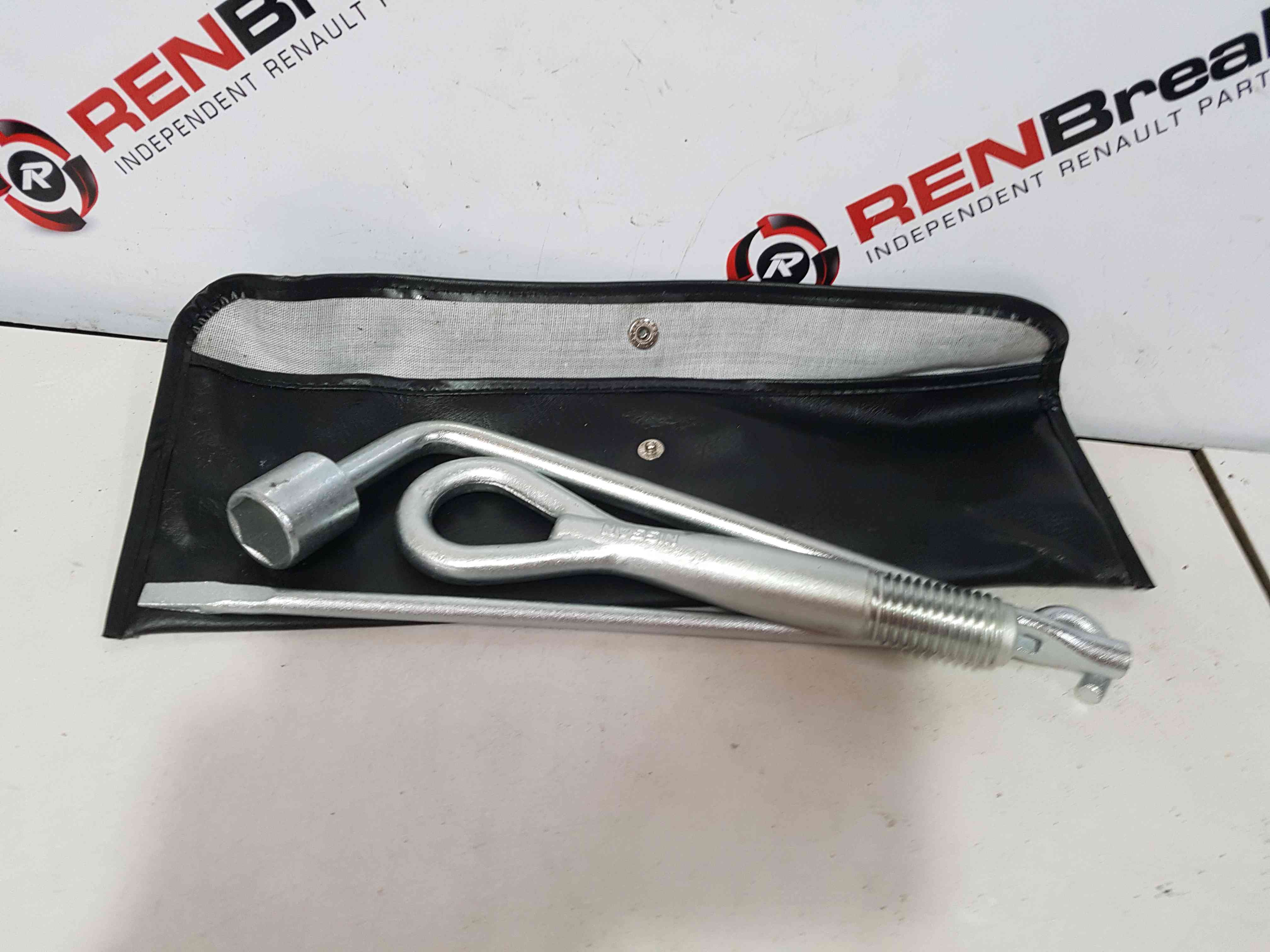 Thumb 8 Nissan Note E12 2013-2017 TOW Eye Hook Brace