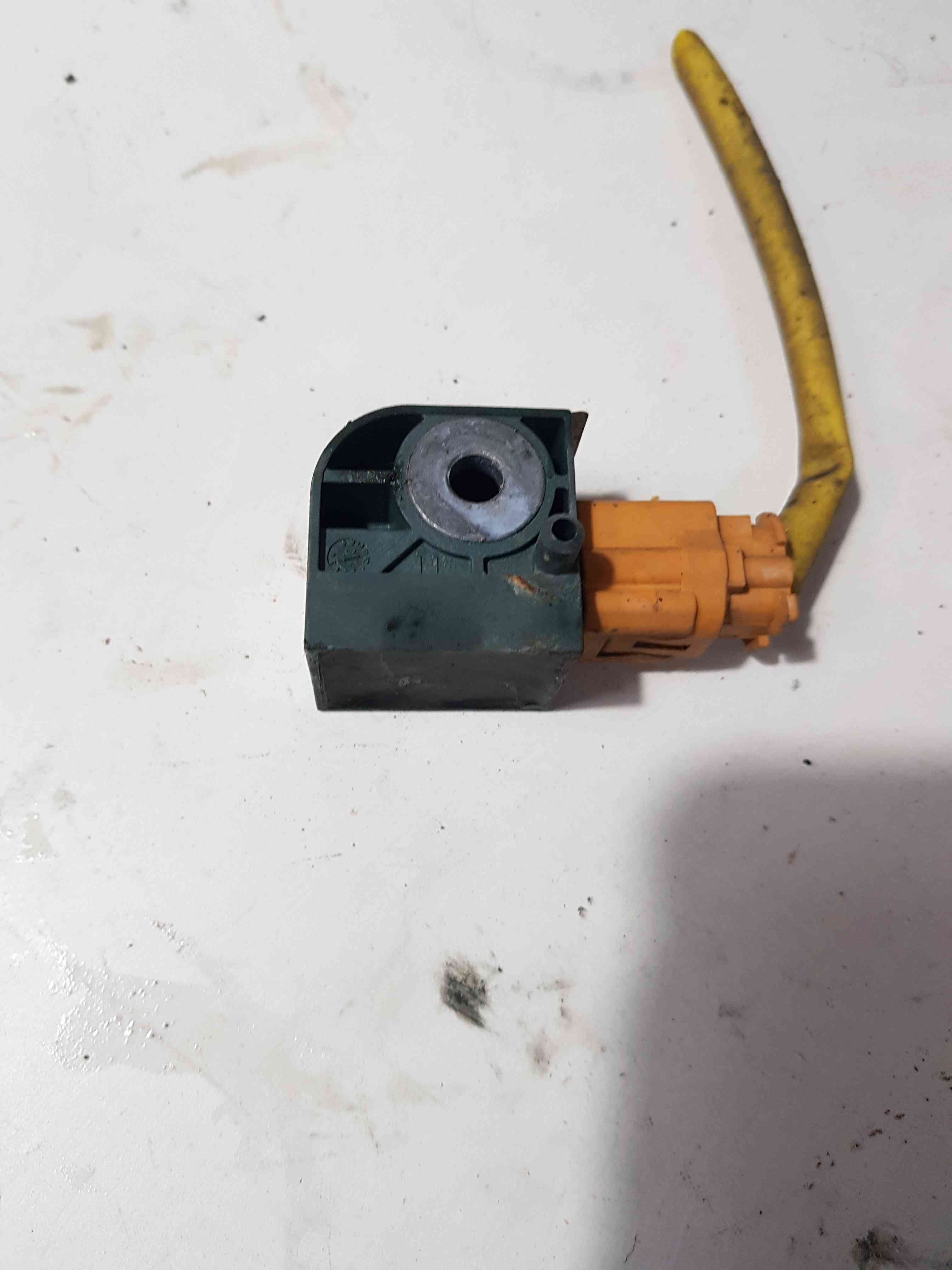 Thumb 3 Nissan Pixo 2010-2017 Crash Impact Sensor 5Wk44029