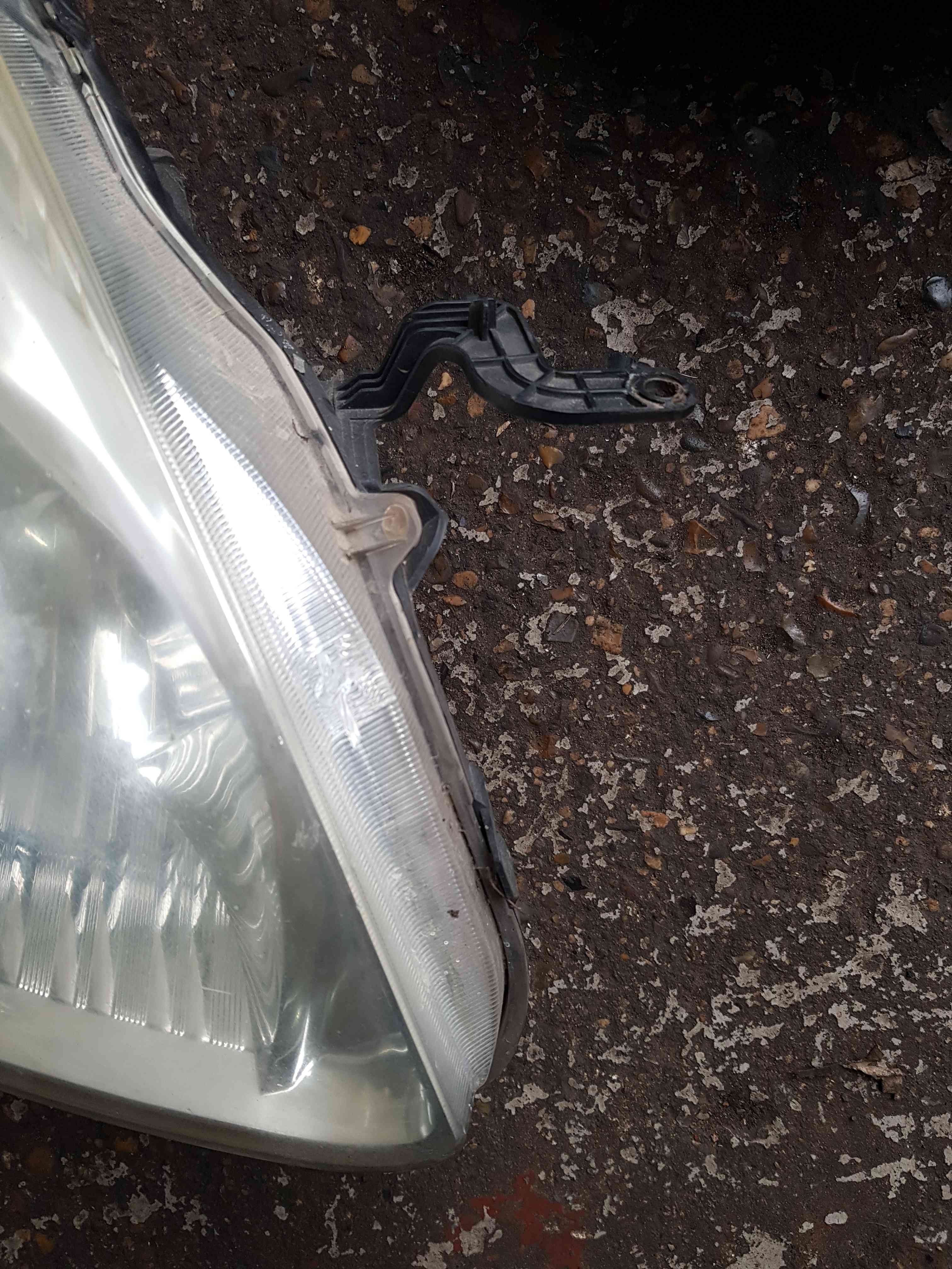 Thumb 3 Nissan Pixo 2010-2017 Drivers OSF Front Headlight
