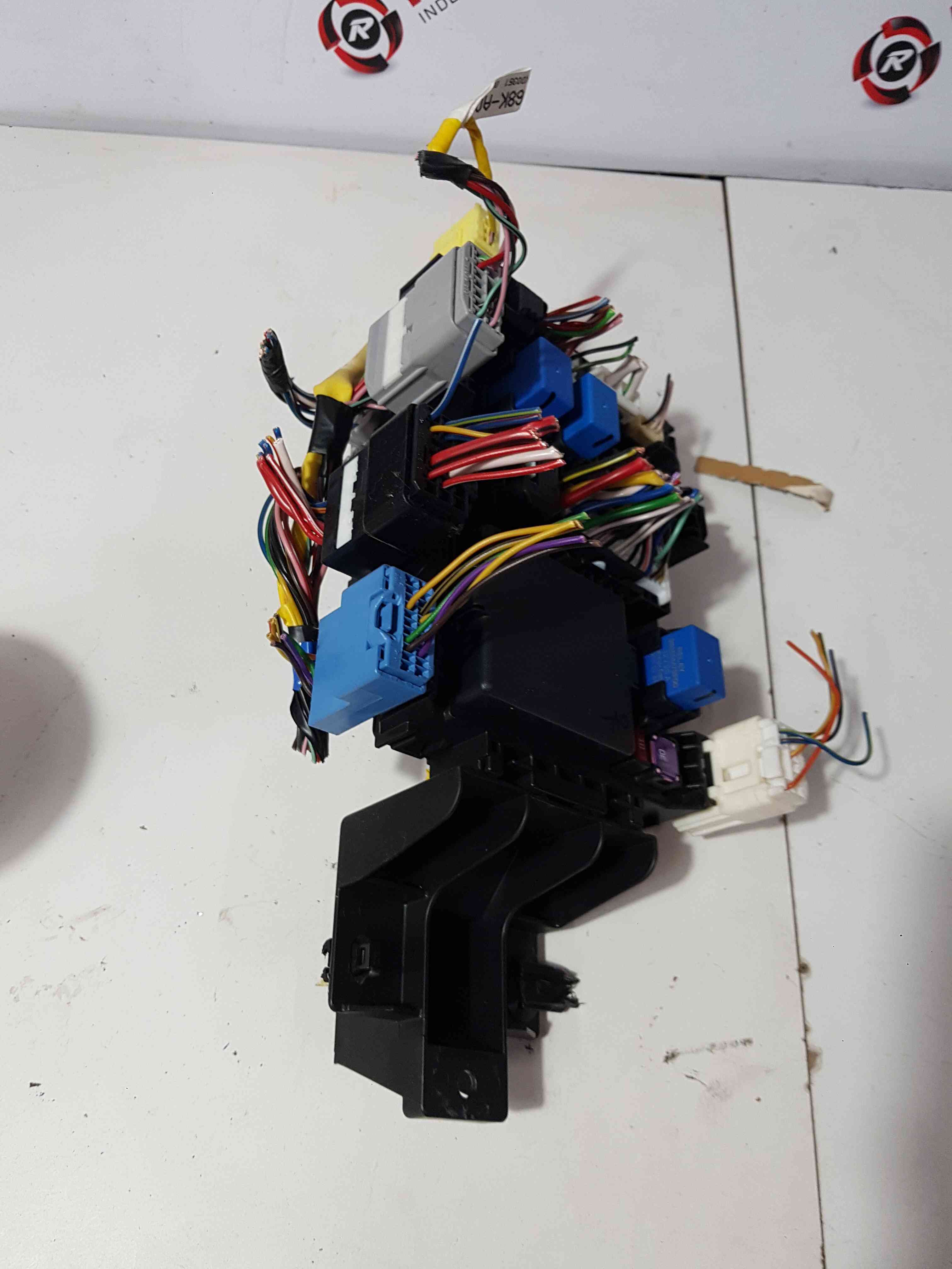 Thumb 7 Nissan Pixo 2010-2017 Fuse BOX Control Unit 36770-68K1