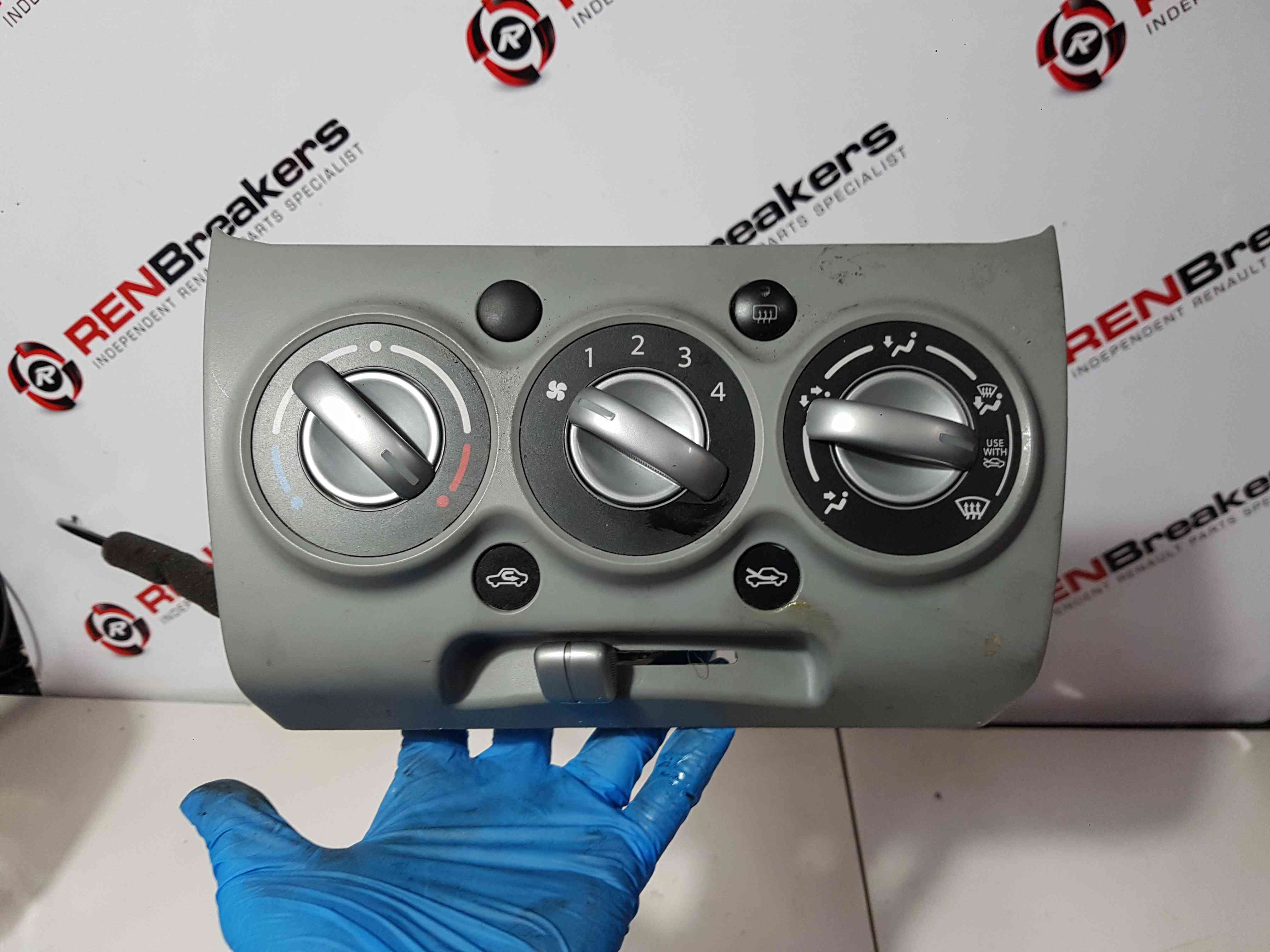 Thumb 2 Nissan Pixo 2010-2017 Heater Controls Dials
