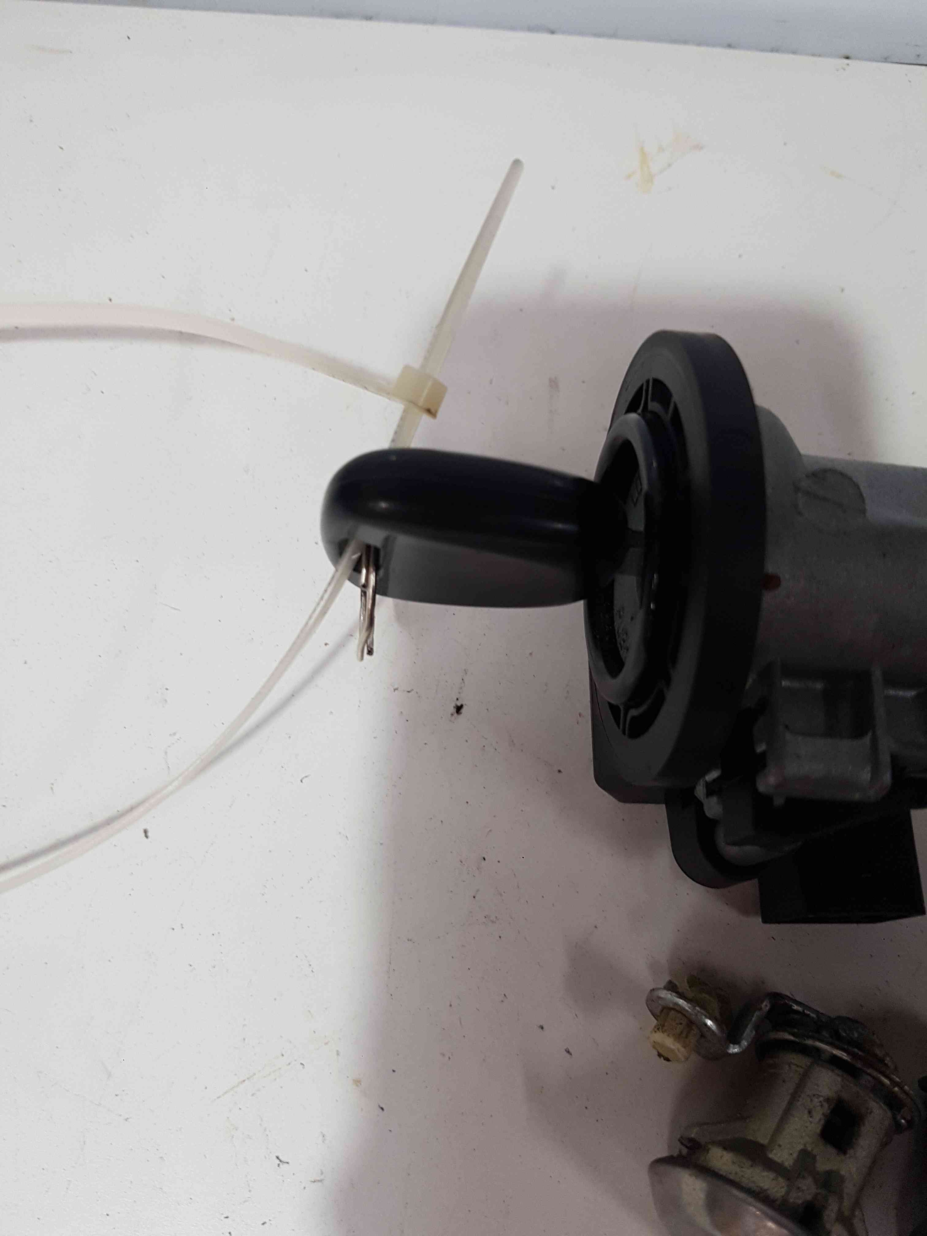 Thumb 4 Nissan Pixo 2010-2017 Ignition Barrel + Door KEY