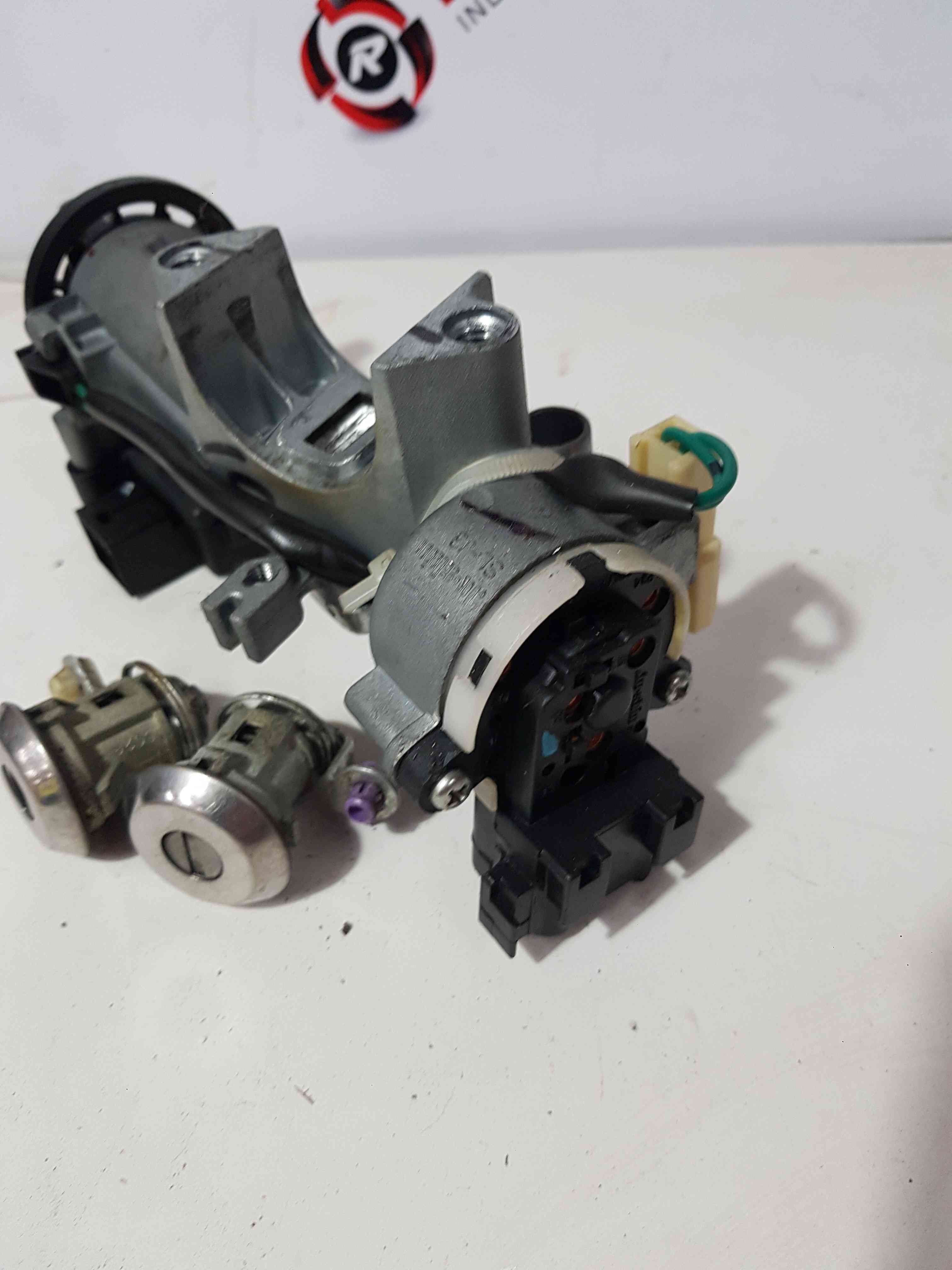 Thumb 6 Nissan Pixo 2010-2017 Ignition Barrel + Door KEY