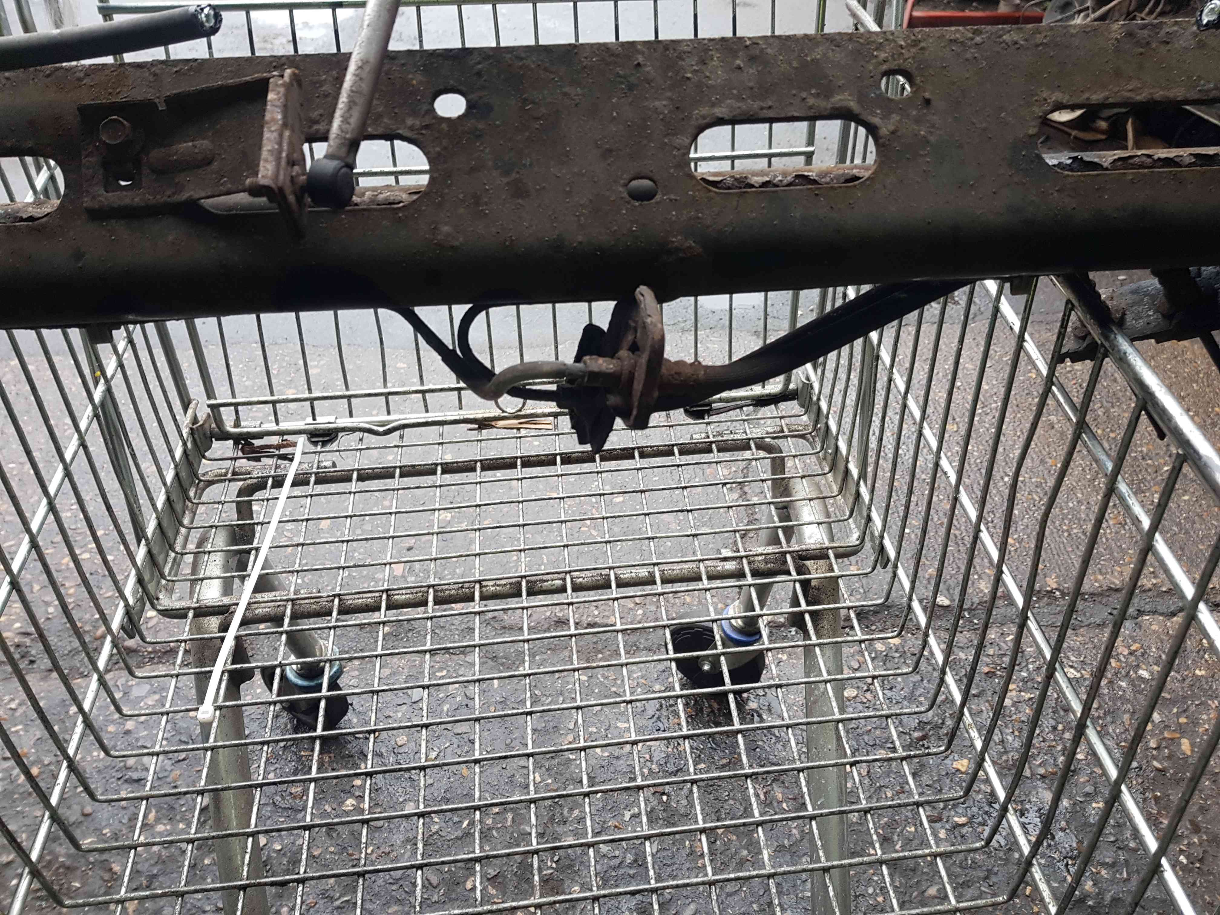 Thumb 11 Nissan Pulsar 2014-2018 Rear Axle Discs Complete + Calipers