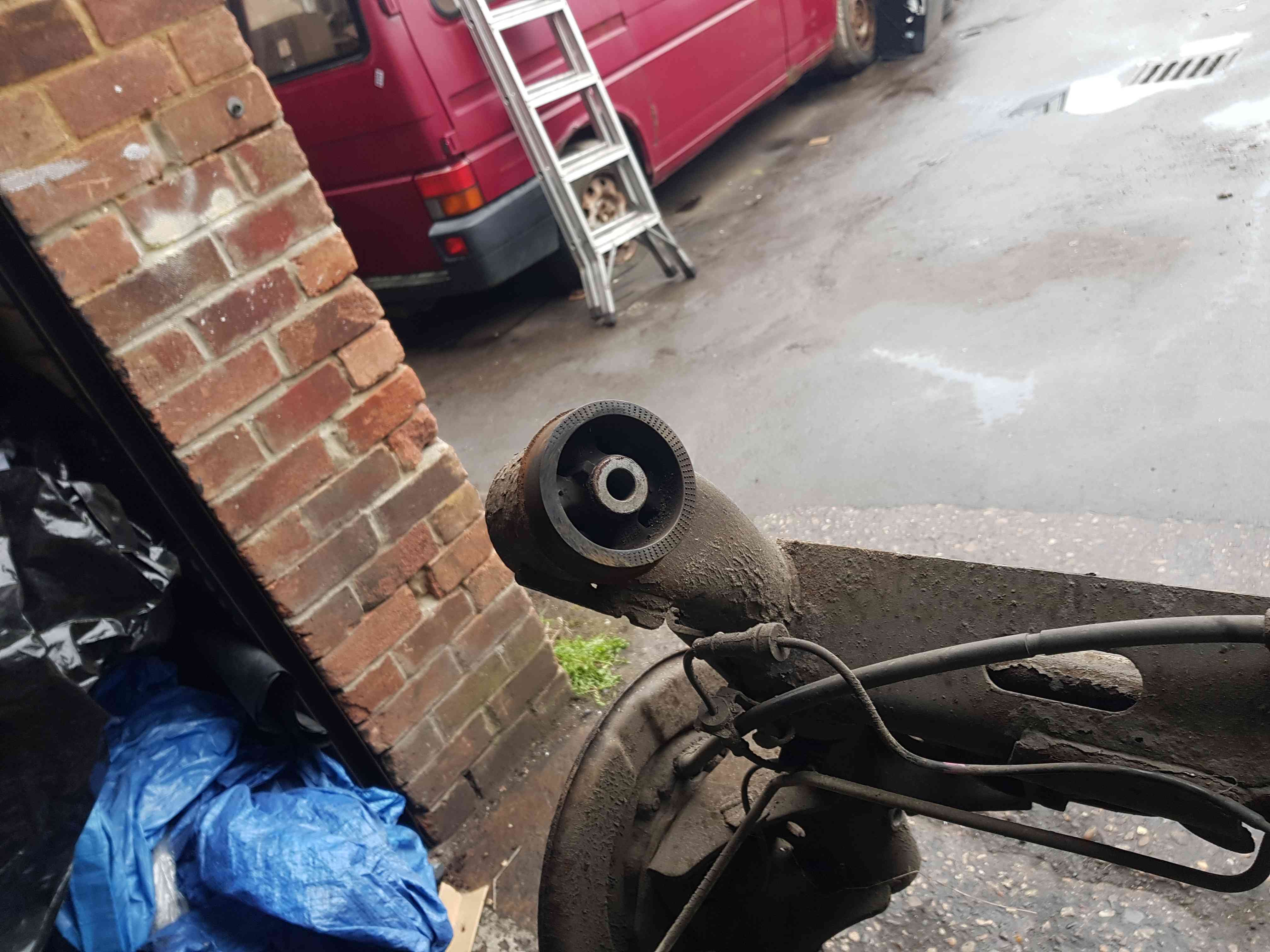 Thumb 15 Nissan Pulsar 2014-2018 Rear Axle Discs Complete + Calipers