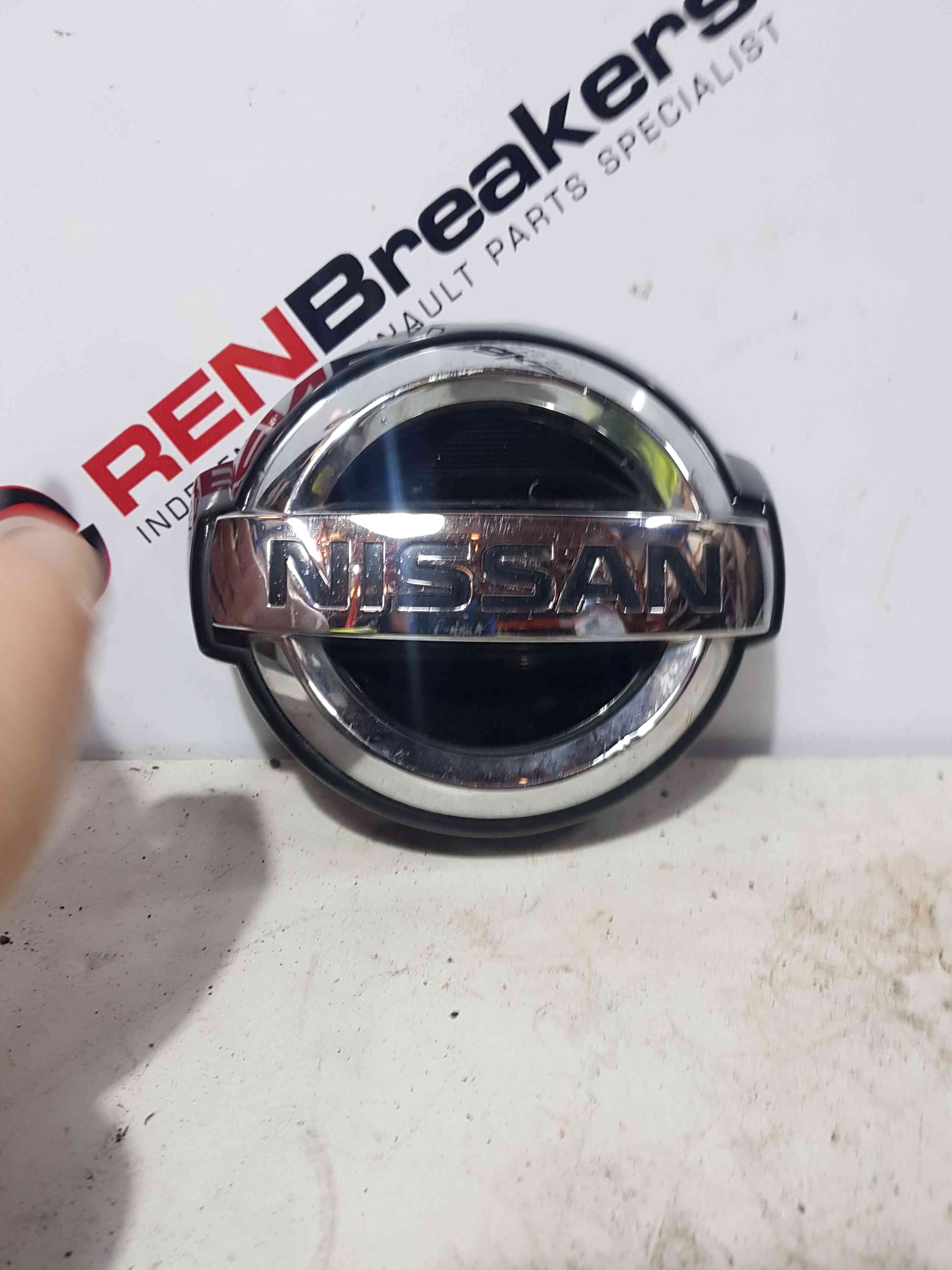 Thumb 17 Nissan Pulsar MK6 2014-2018 Front Bumper Badge  NS0054Y00