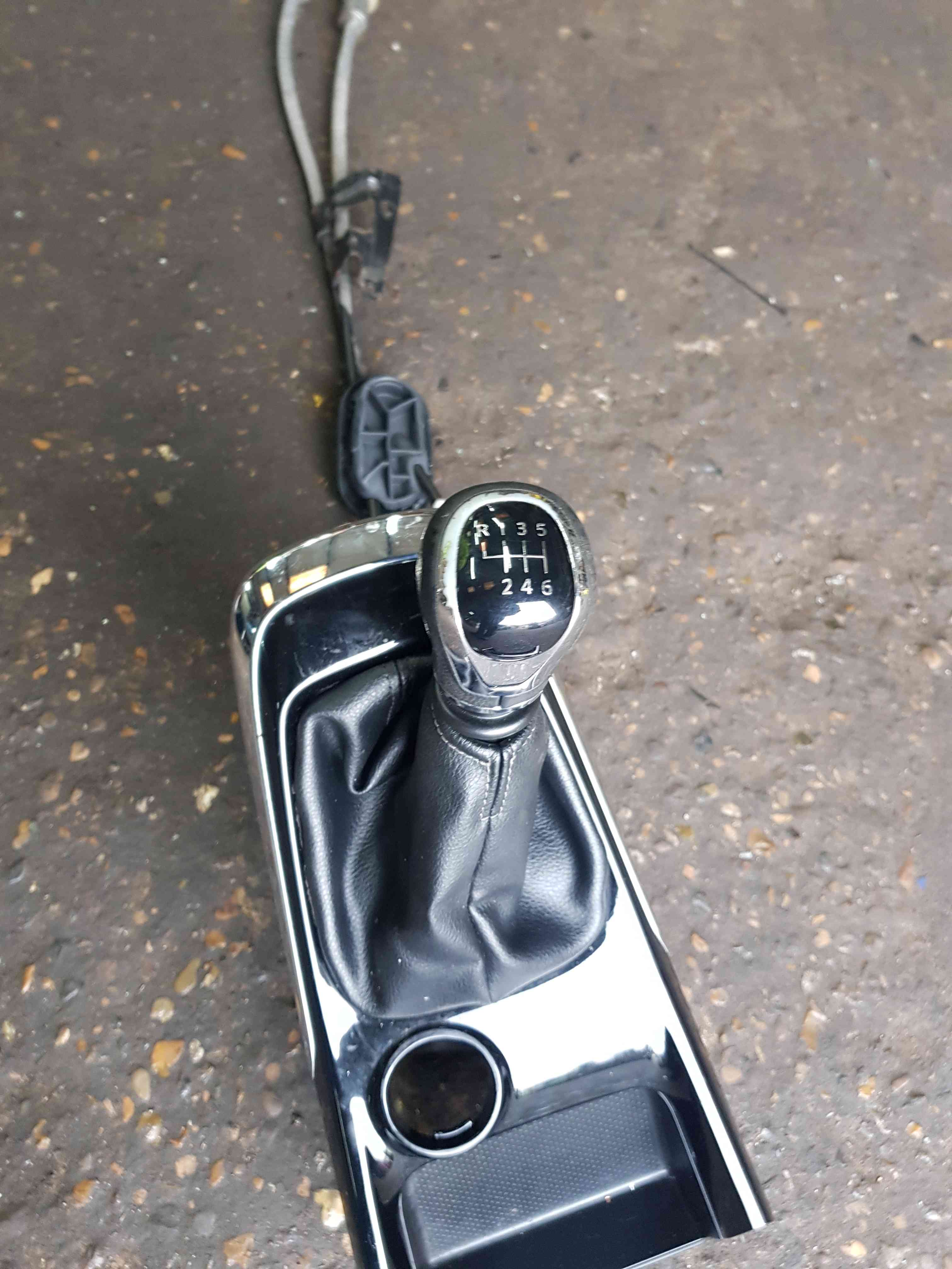 Thumb 2 Nissan Pulsar MK6 2014-2018 Gearstick Mechanism + Cables 341013Zv0a 6 Gear