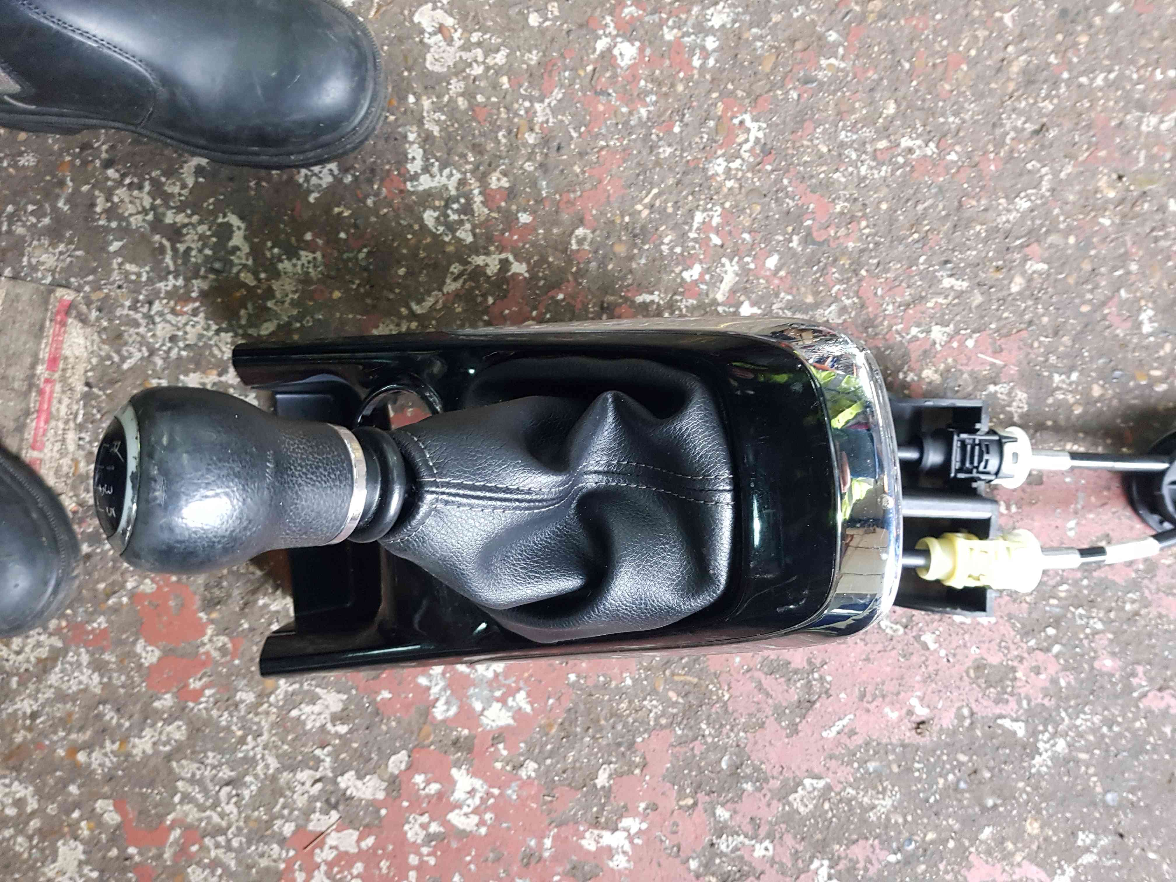 Thumb 7 Nissan Pulsar MK6 2014-2018 Gearstick Mechanism + Cables 341013Zv0a 6 Gear