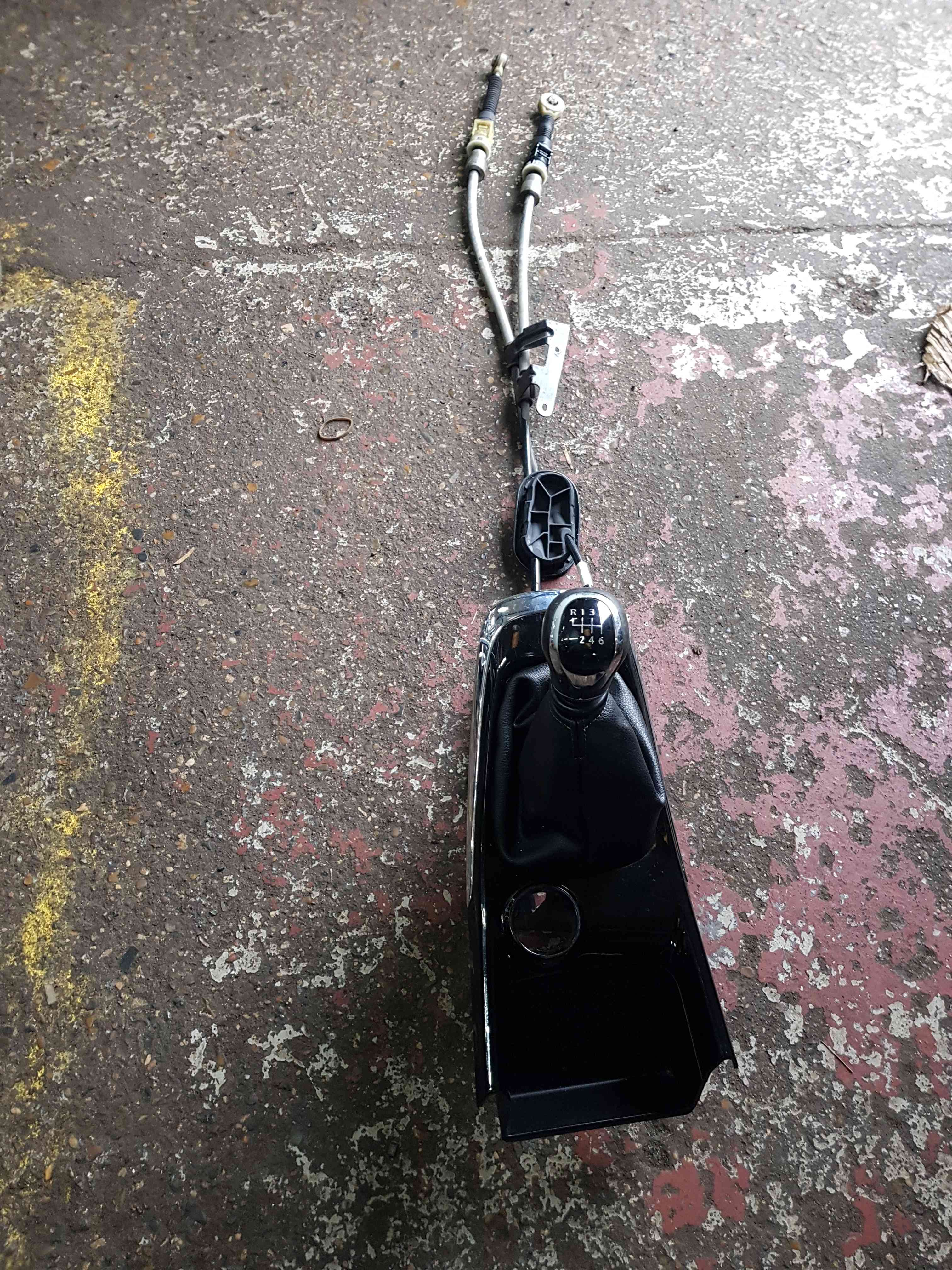 Thumb 8 Nissan Pulsar MK6 2014-2018 Gearstick Mechanism + Cables 341013Zv0a 6 Gear