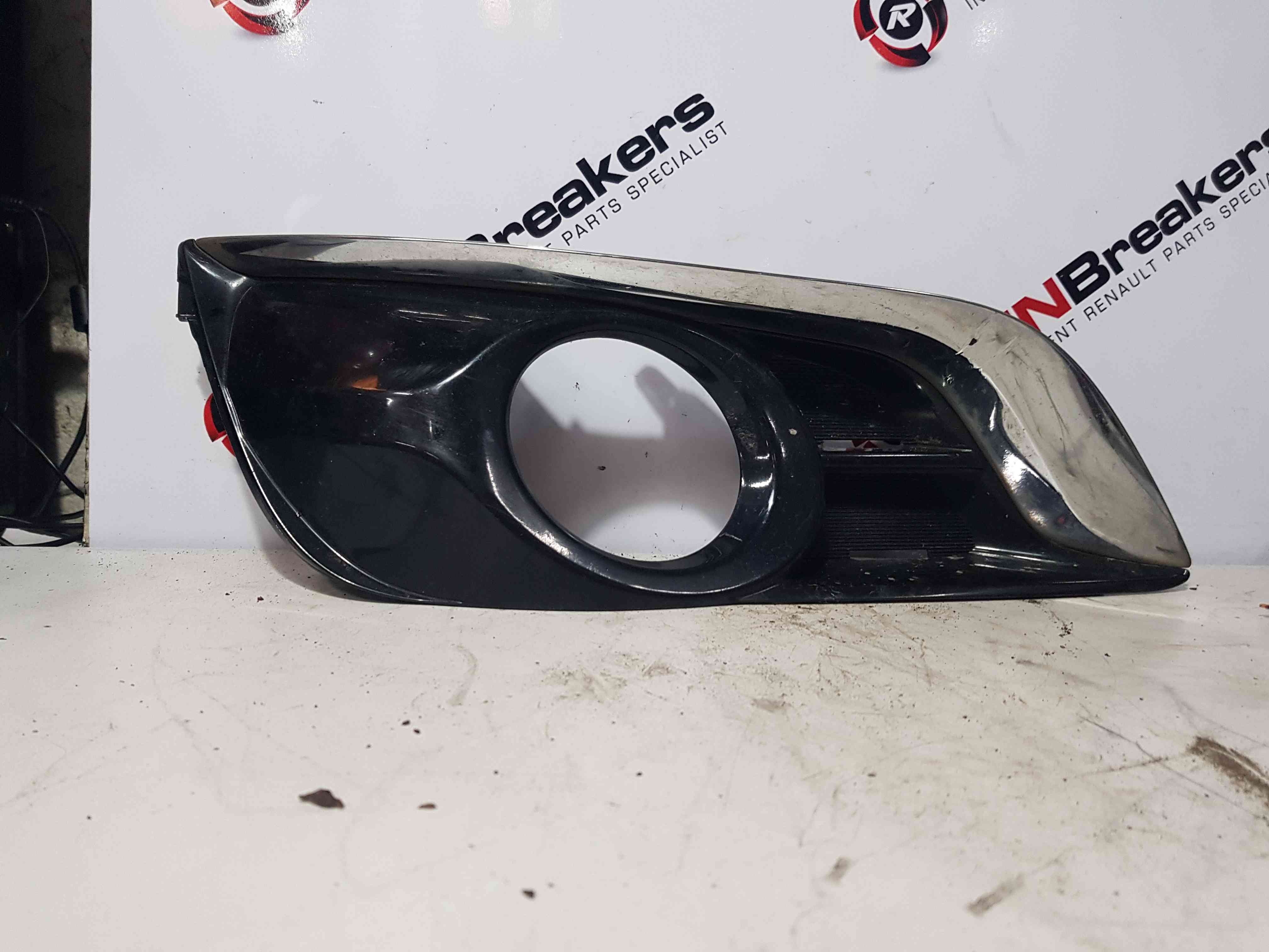 Thumb 5 Nissan Pulsar MK6 2014-2018 Passenger Side Left OSF Front FOG Light Grille Trim