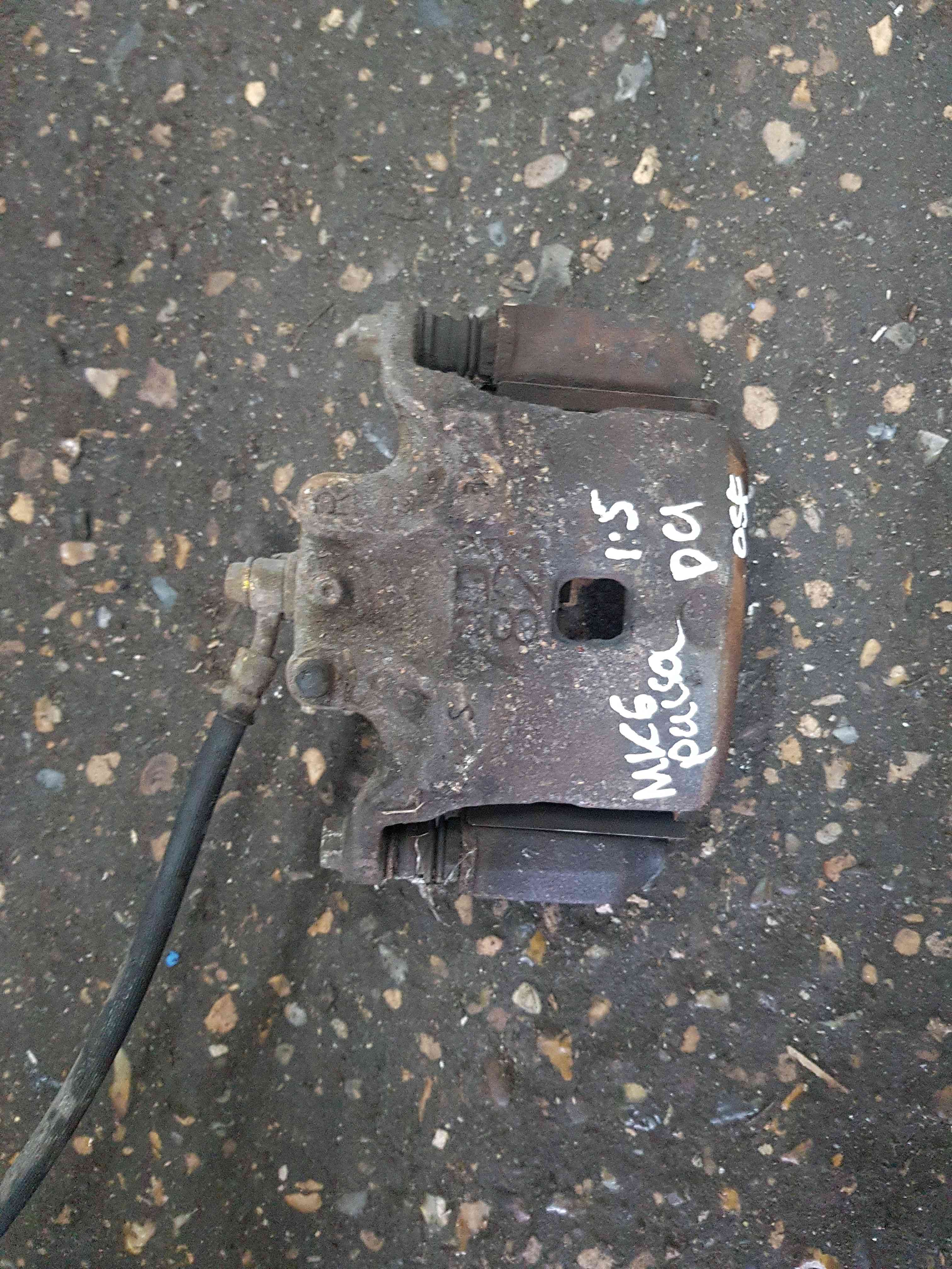 Thumb 3 Nissan Pulsar MK6 C13 2014-2018 1.5 DCI Drivers OSF Front Brake Caliper