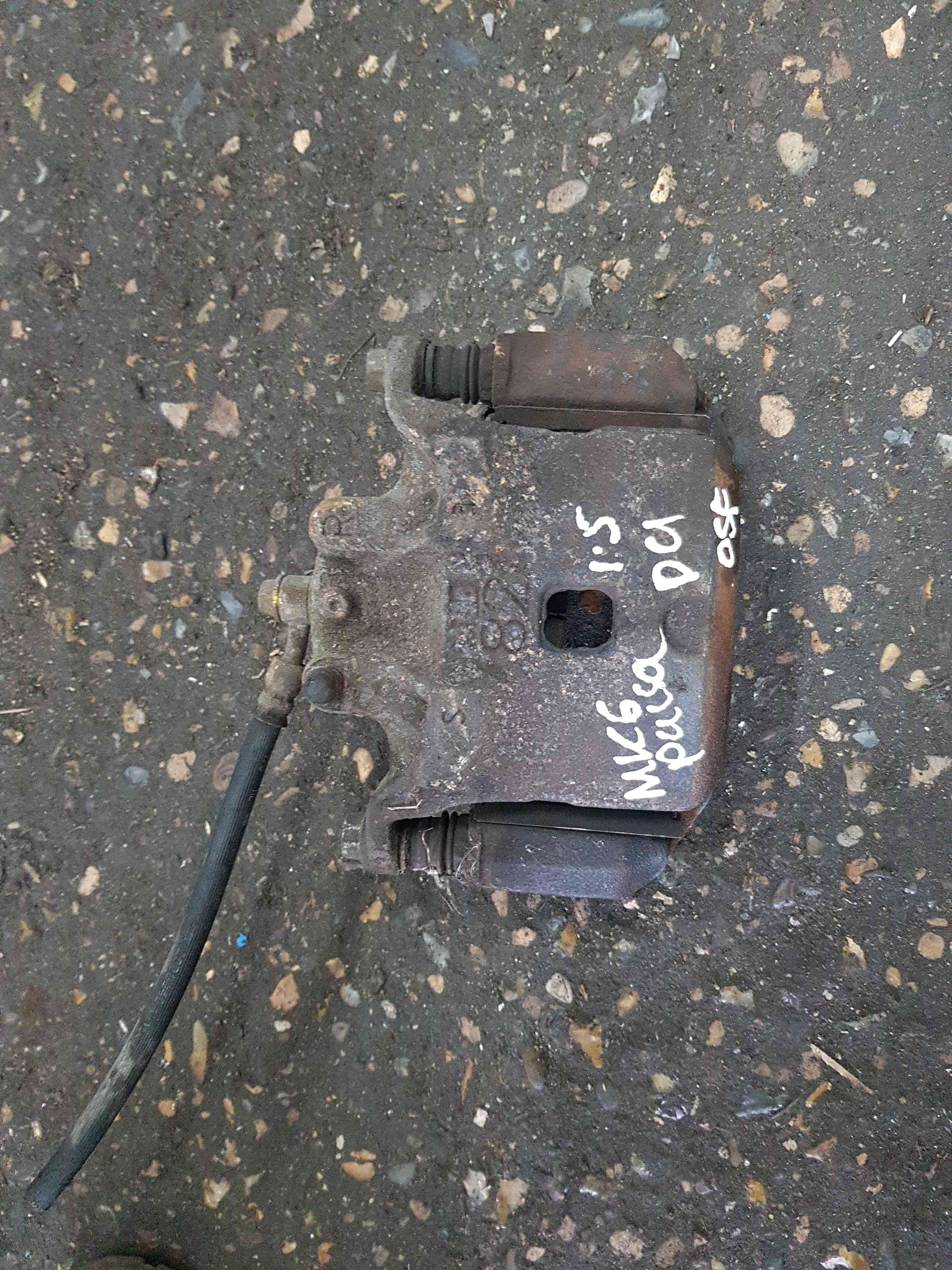 Thumb 5 Nissan Pulsar MK6 C13 2014-2018 1.5 DCI Drivers OSF Front Brake Caliper