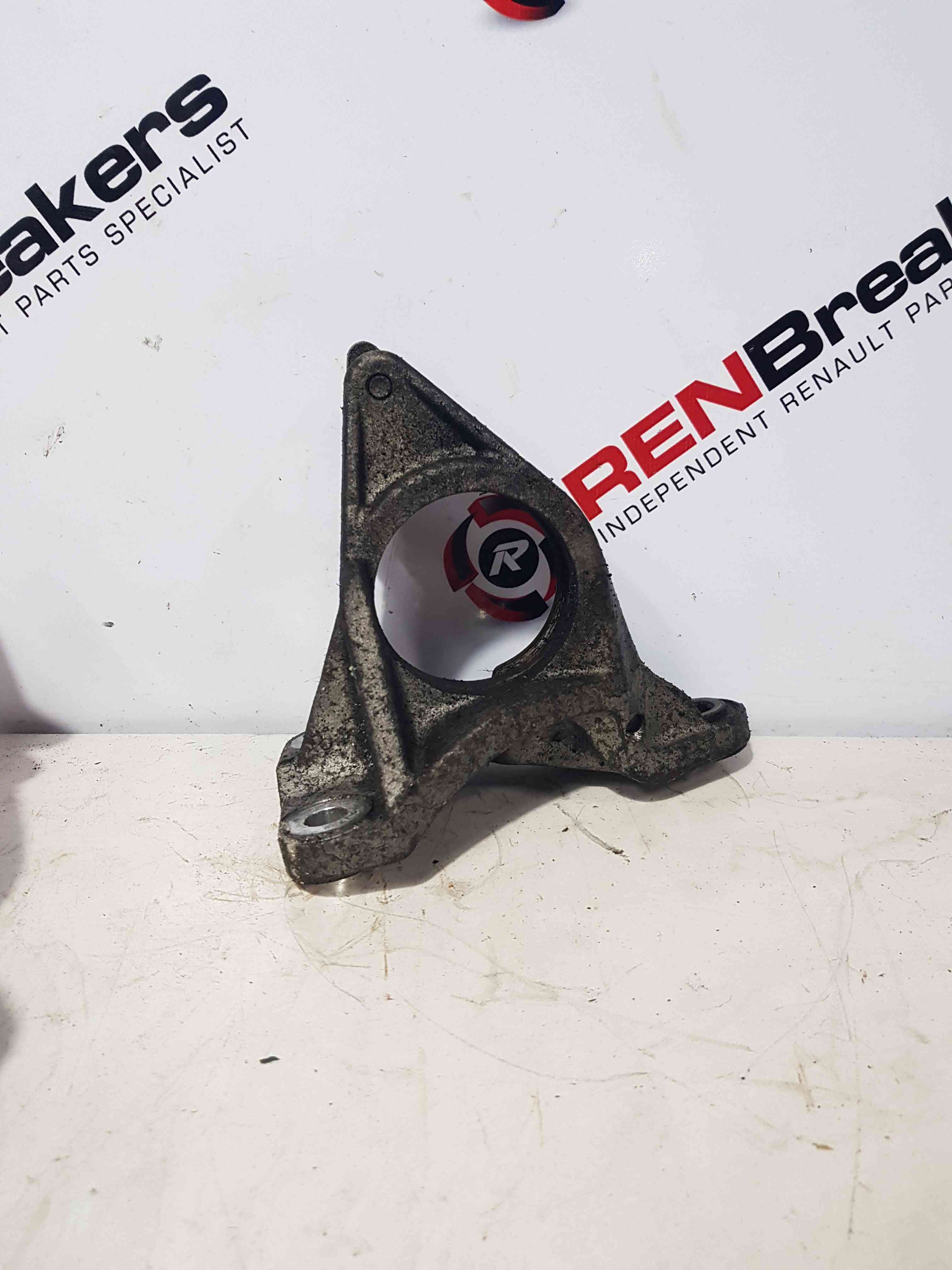 Thumb 6 Nissan Pulsar MK6 C13 2014-2018 1.5 DCI Driveshaft Bracket Mount