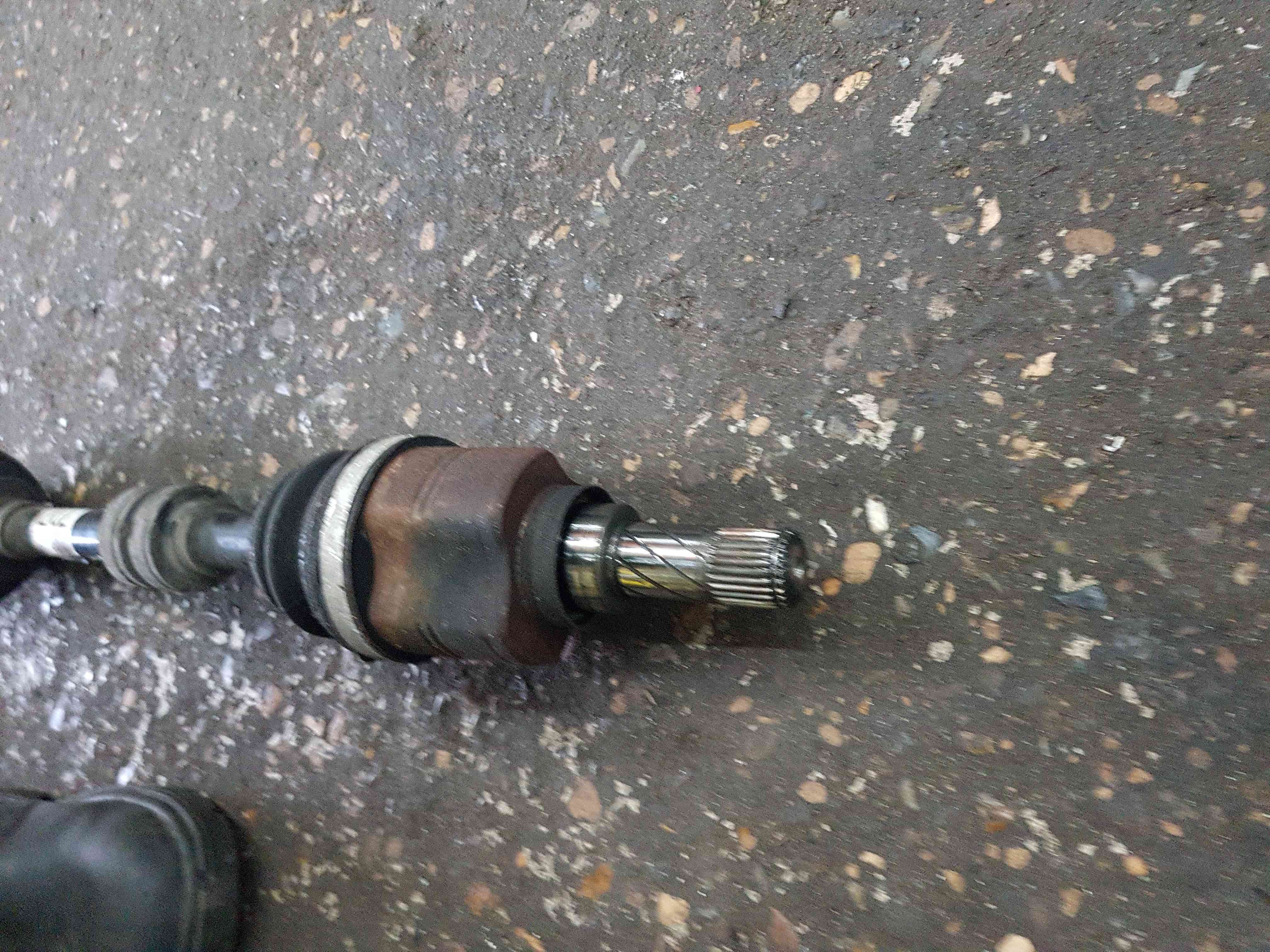 Thumb 7 Nissan Pulsar MK6 C13 2014-2018 1.5 DCI Passenger NSF Driveshaft Drive Shaft