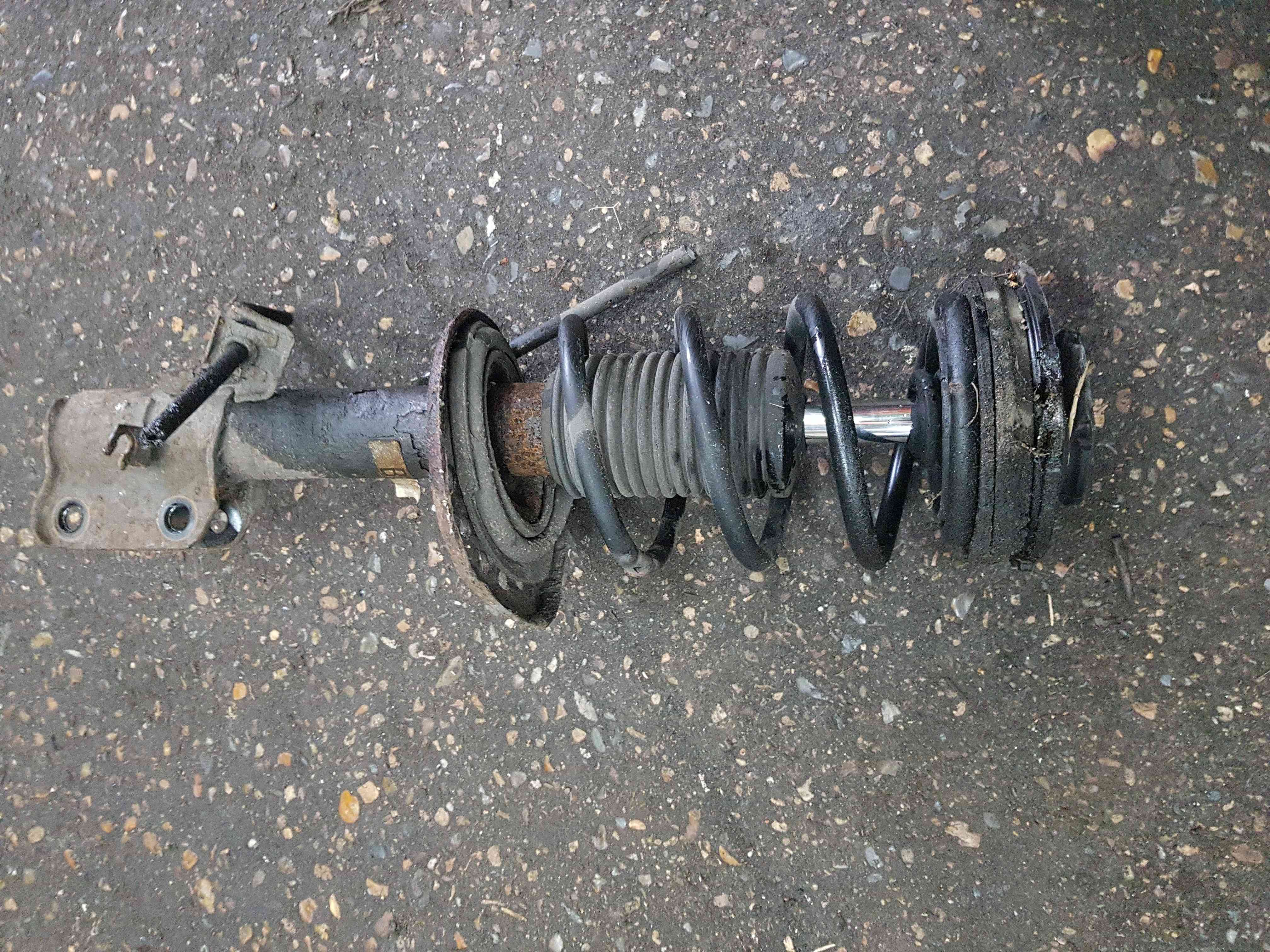 Thumb 6 Nissan Pulsar MK6 C13 2014-2018 1.5 DCI Passenger NSF Front Spring Suspension